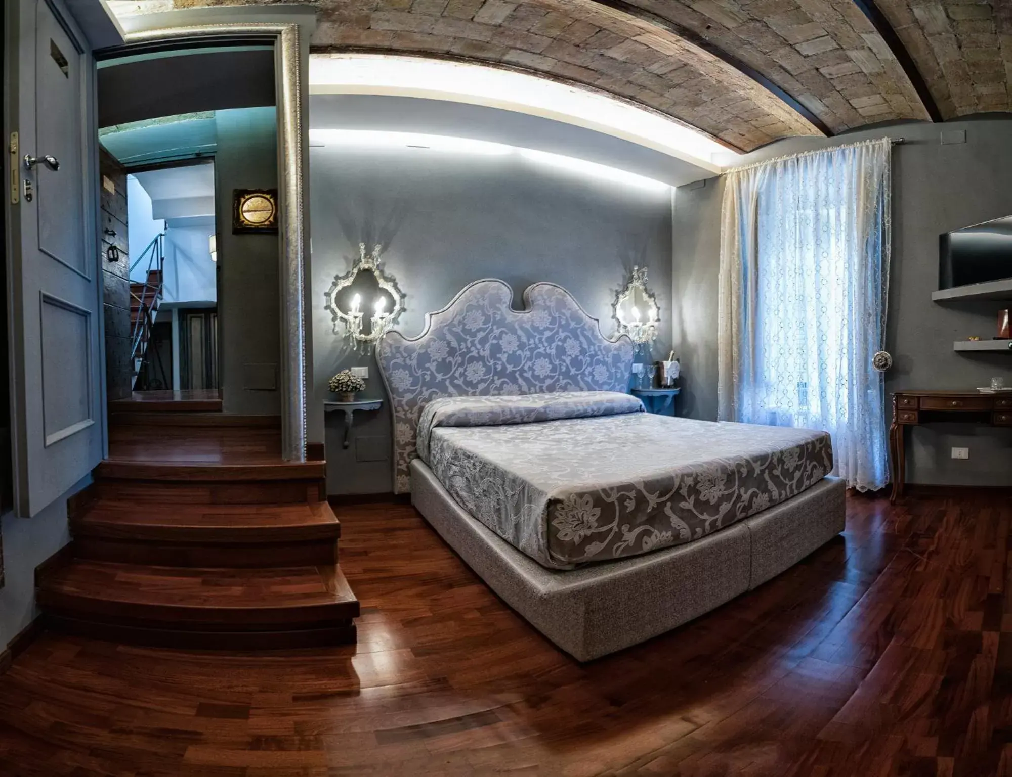 Photo of the whole room, Bed in Hotel Antica Locanda