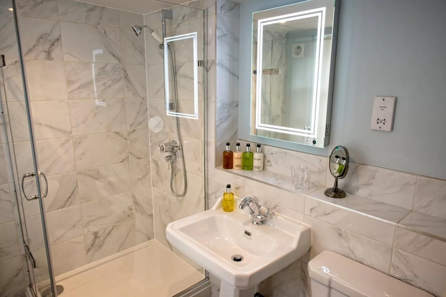 Shower in The Old Vicarage Hotel & Restaurant