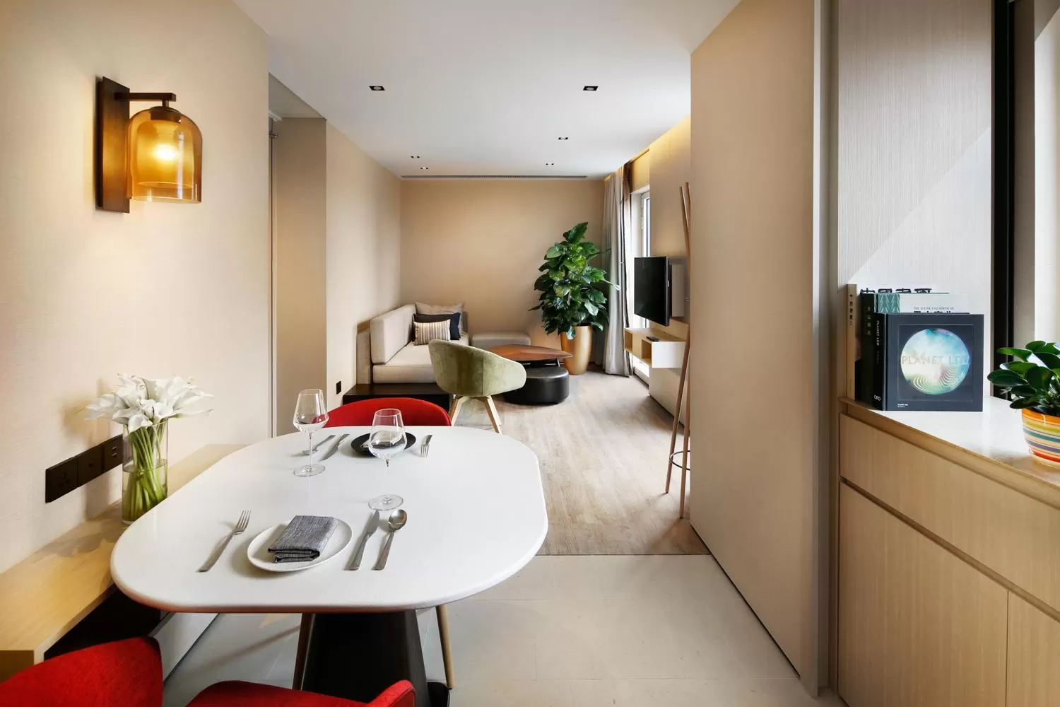 Dining area, Bed in Artyzen Habitat Dongzhimen Beijing