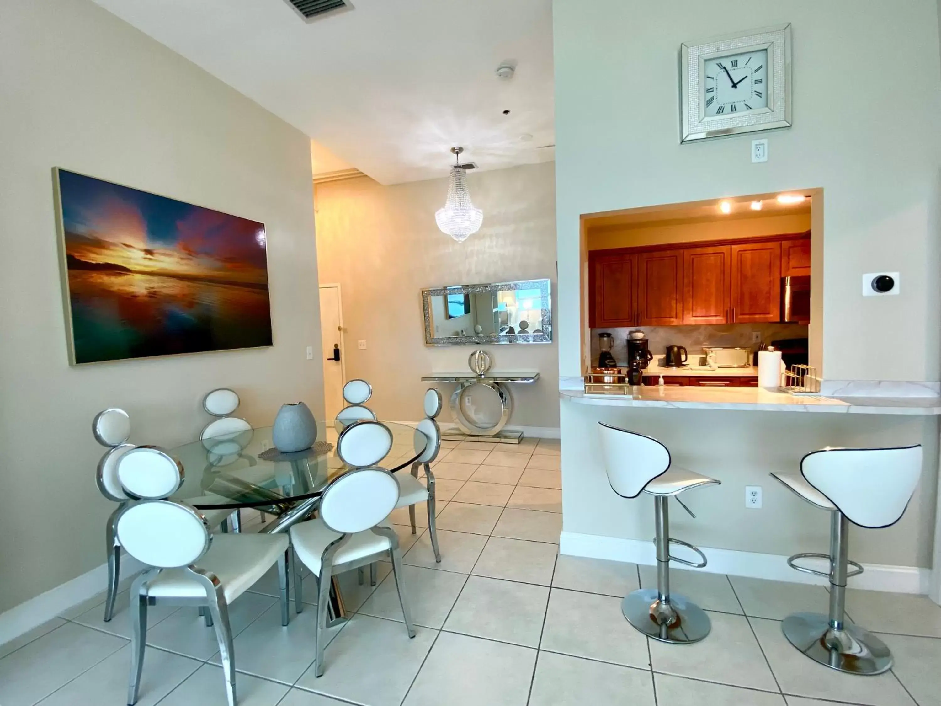 Dining Area in Castle Beach Resort Condo Penthouse or 1BR Direct Ocean View -just remodeled-