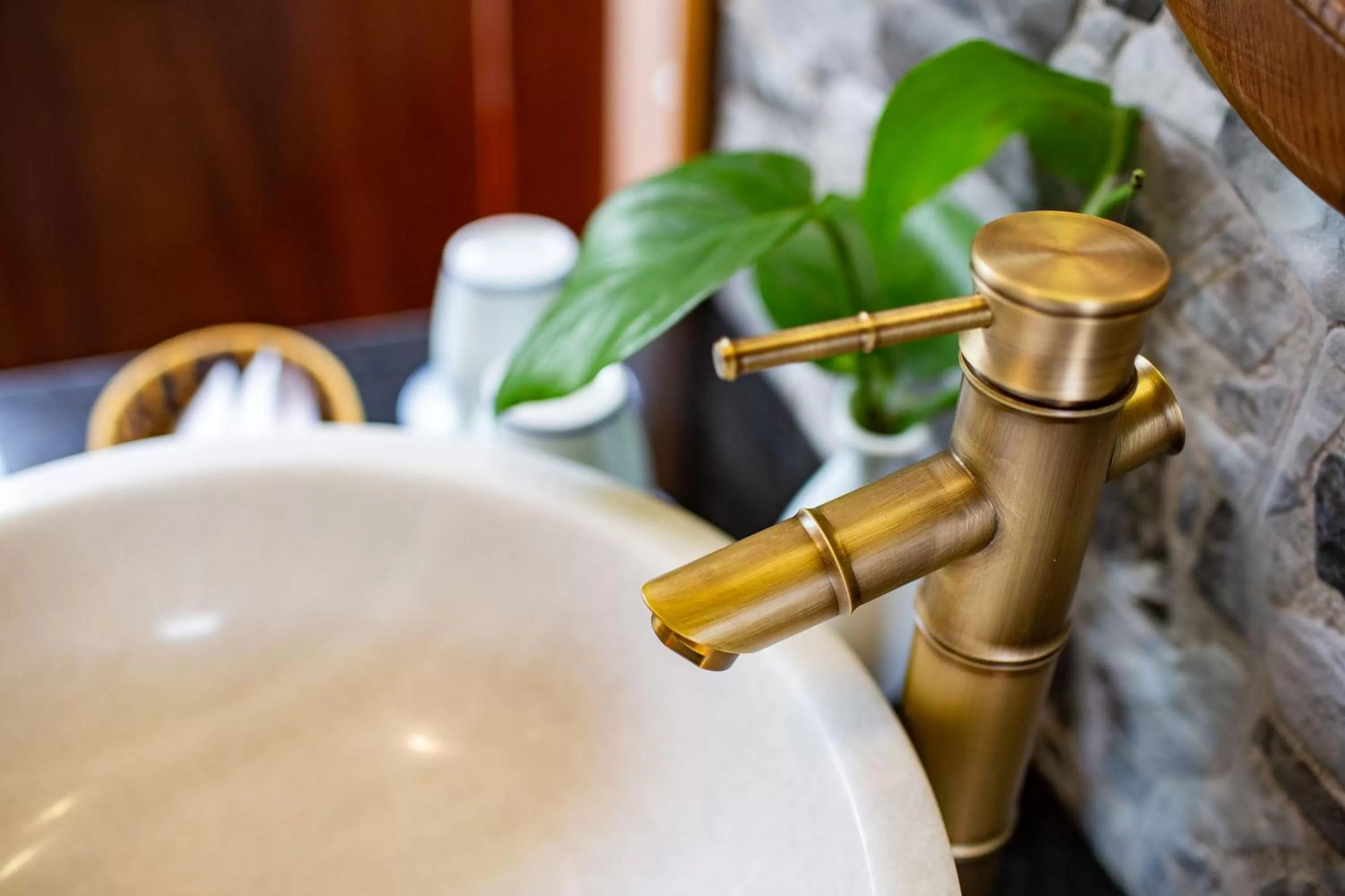 Shower in Bai Dinh Garden Resort & Spa