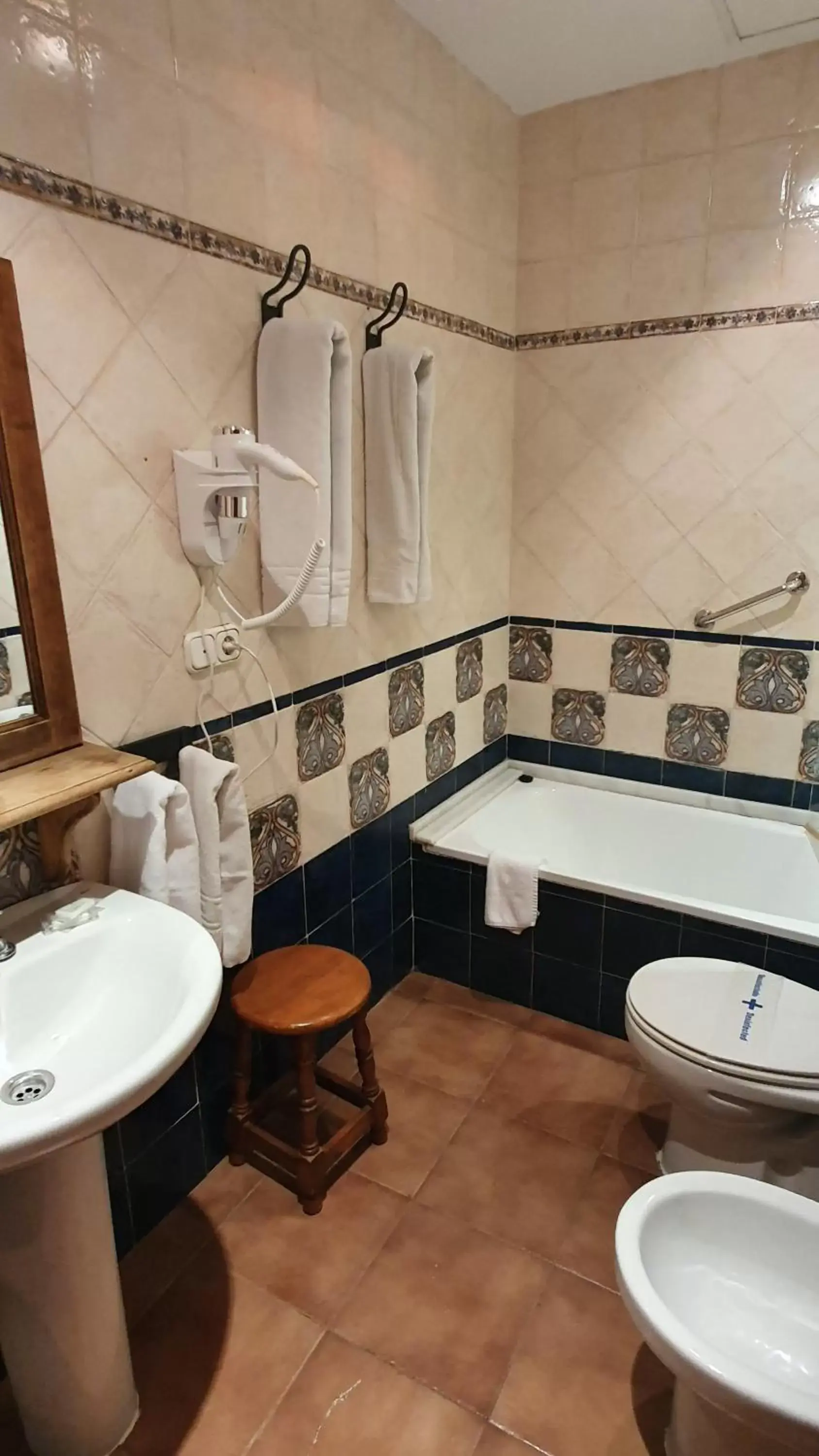 Bathroom in Coso Viejo