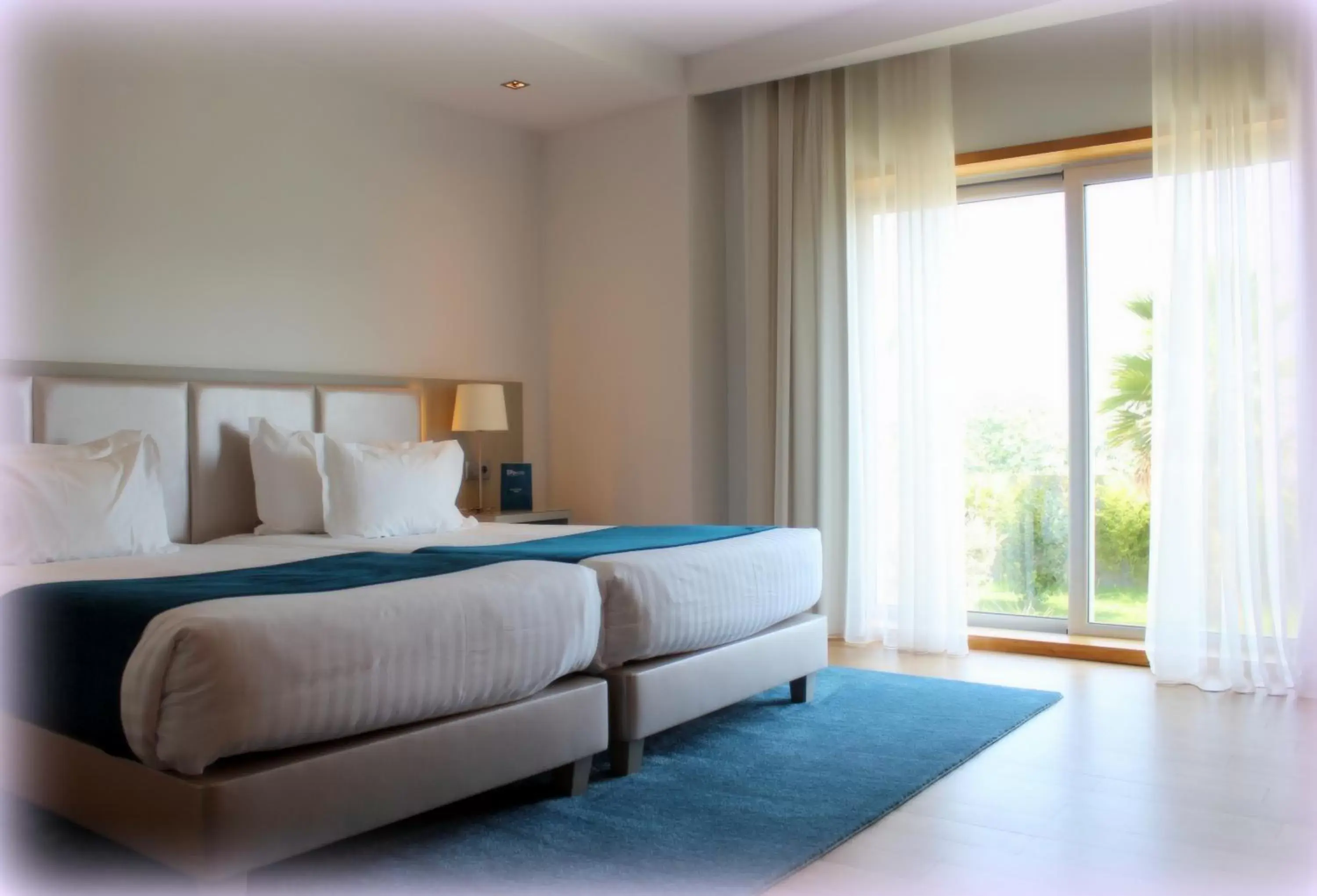 Bed in OPOHOTEL Porto Aeroporto Bed in OPOHOTEL Porto Aeroporto