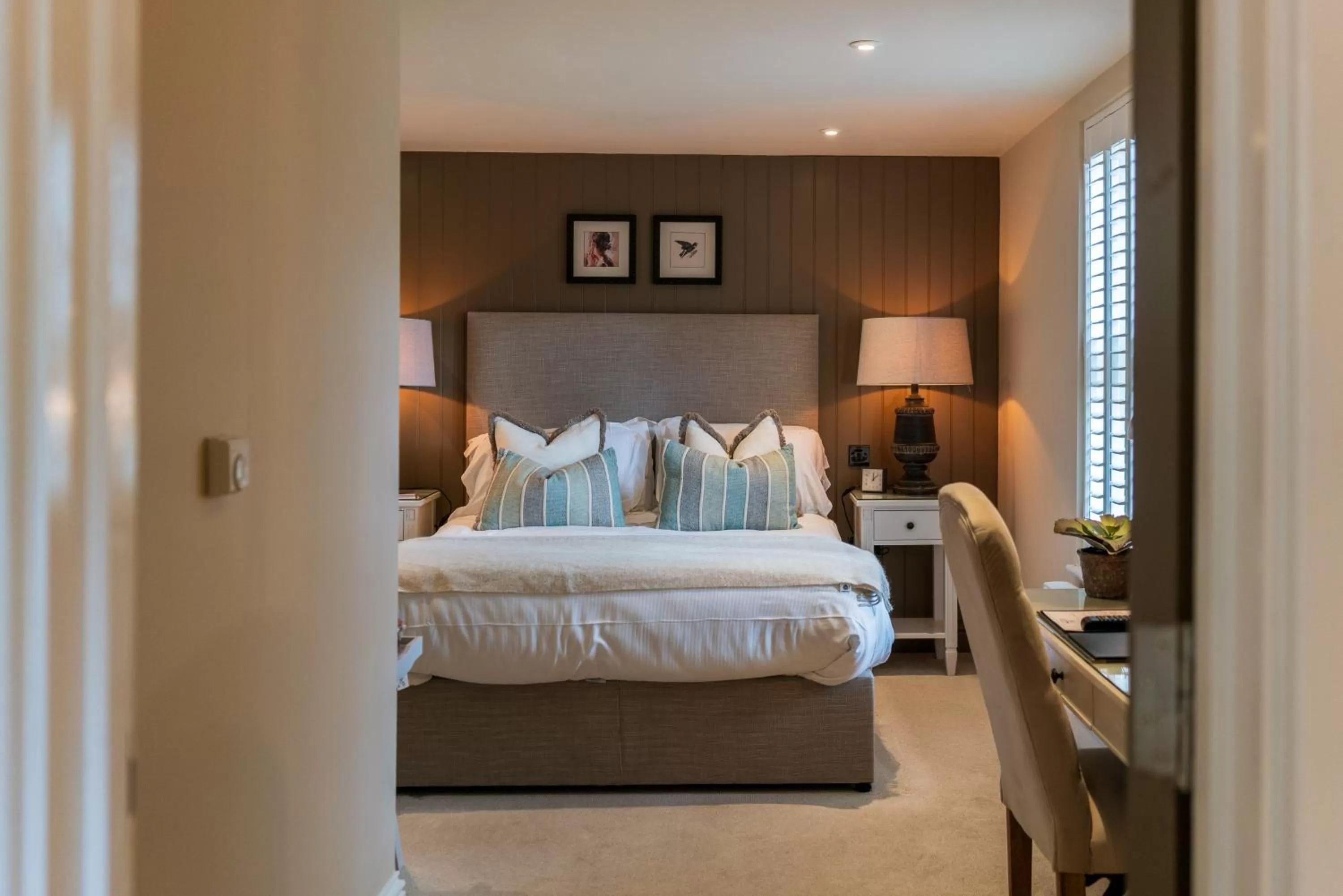 Bedroom, Bed in The Rising Sun