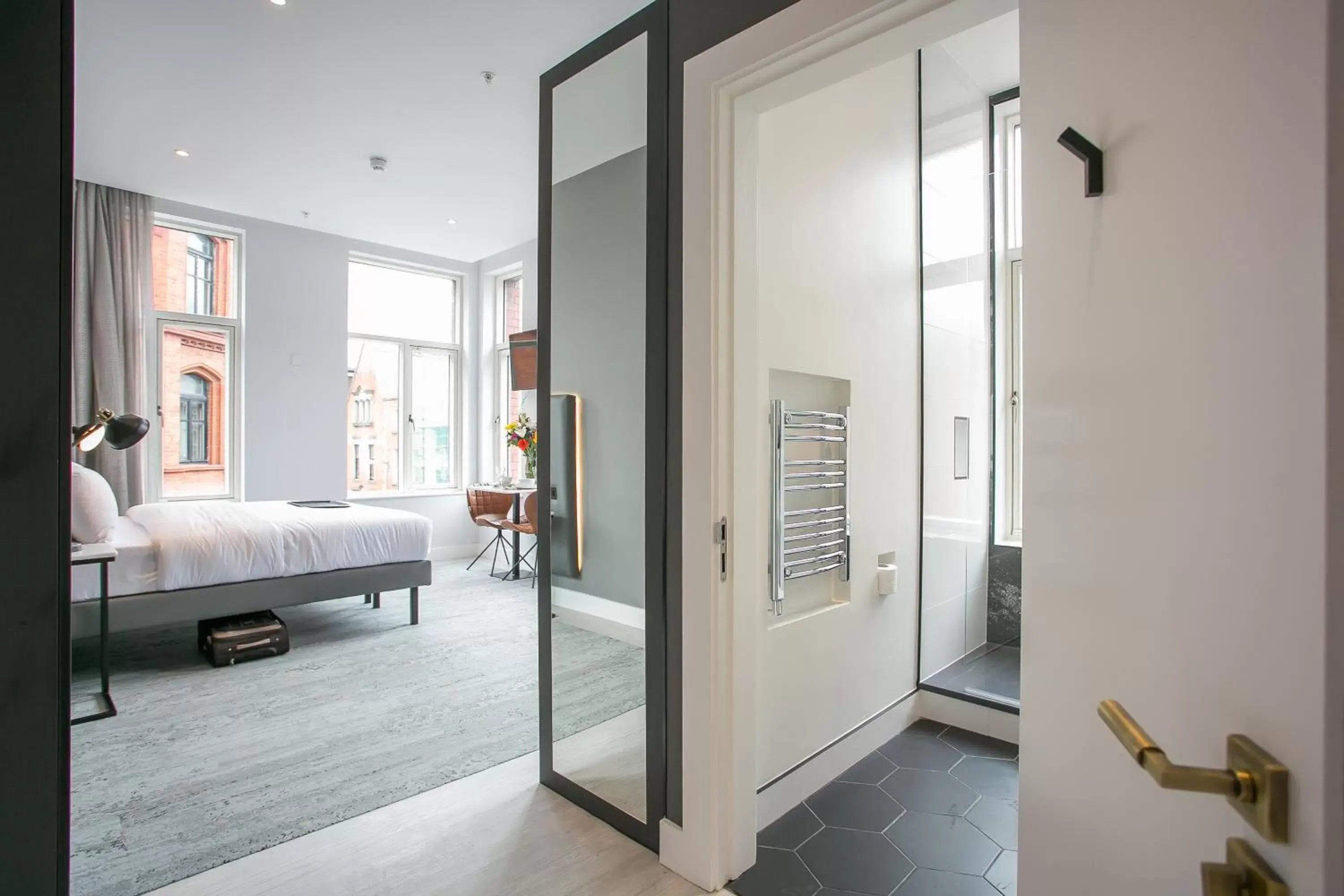 Bedroom, Bed in Grafton Street Studios by City Break Apartments