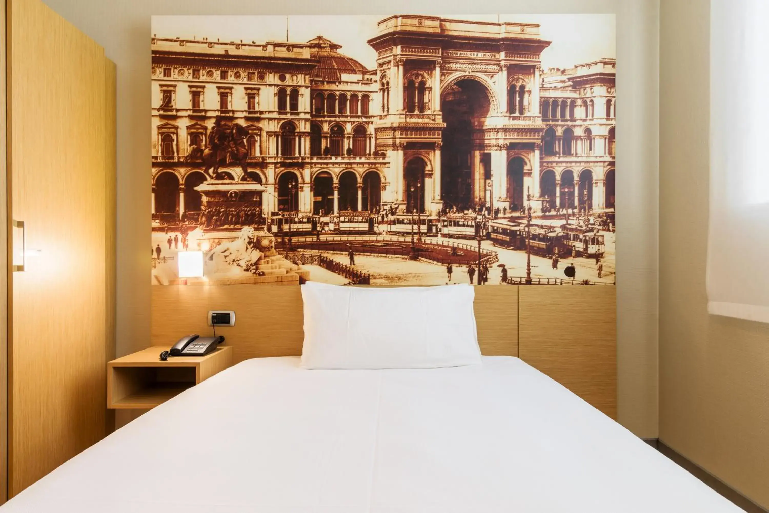 Bedroom in Hotel La Spezia - Gruppo Minihotel