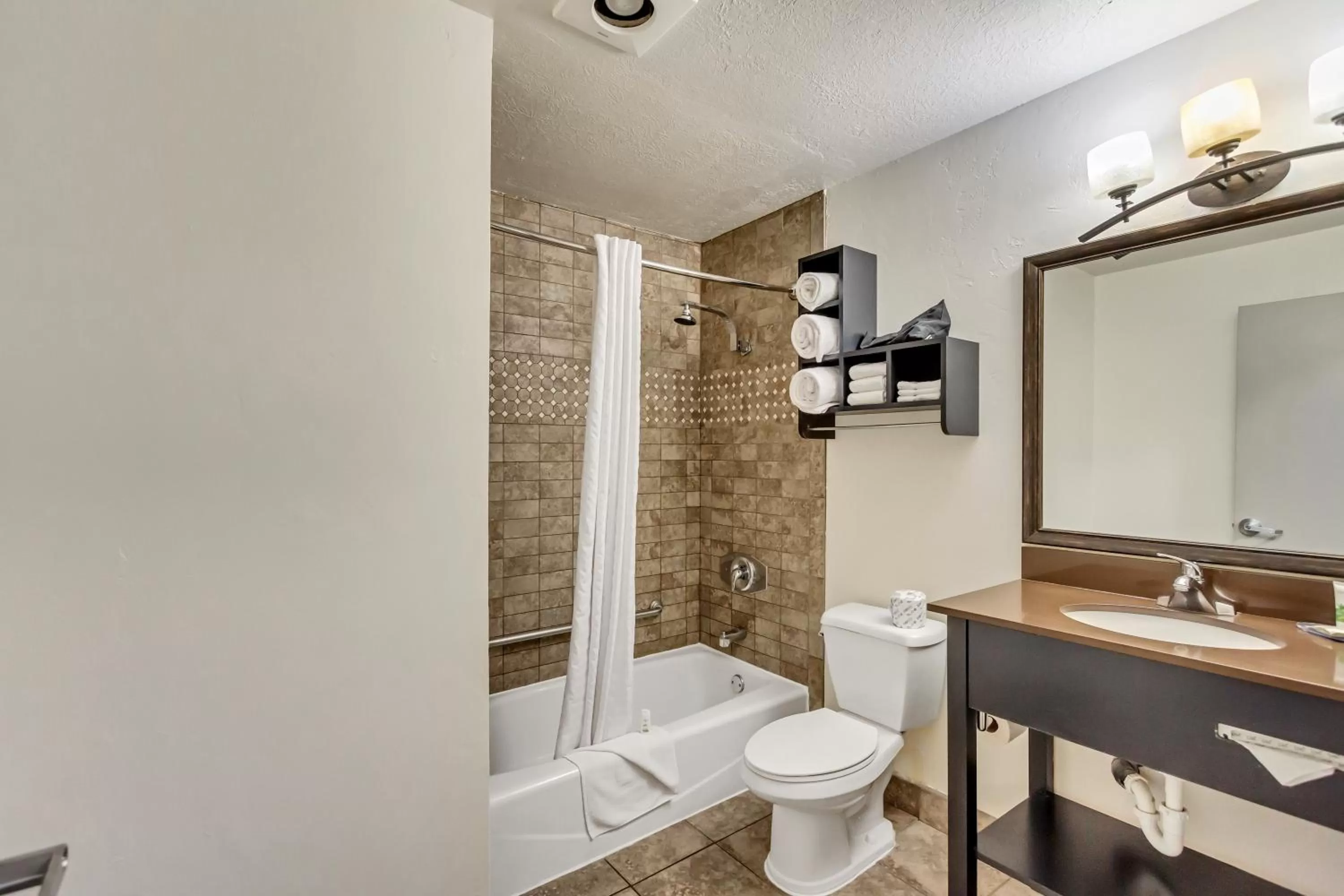 Shower in Park Inn by Radisson, Salt Lake City-Midvale
