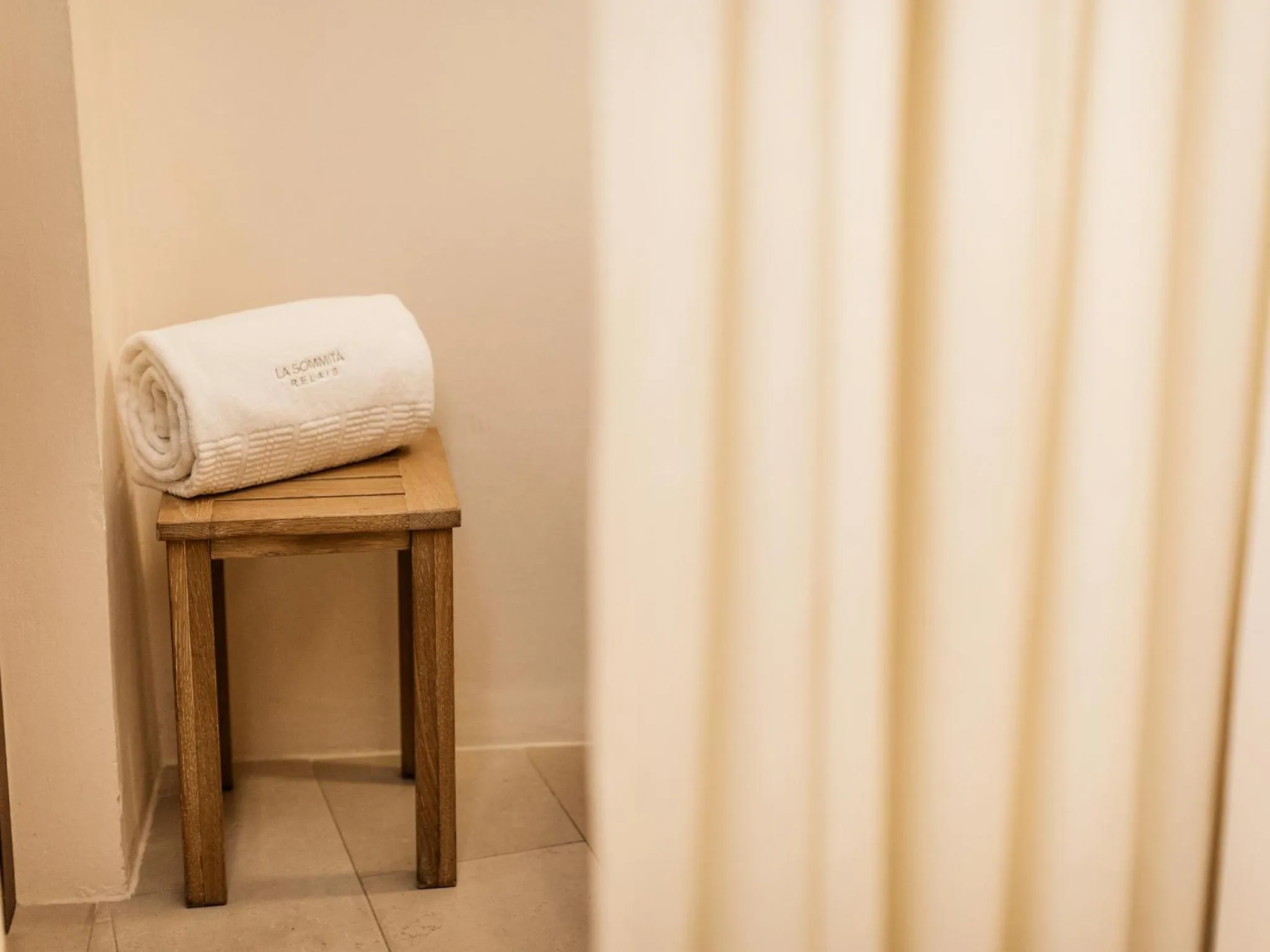 Decorative detail in La Sommità Relais & Chateaux