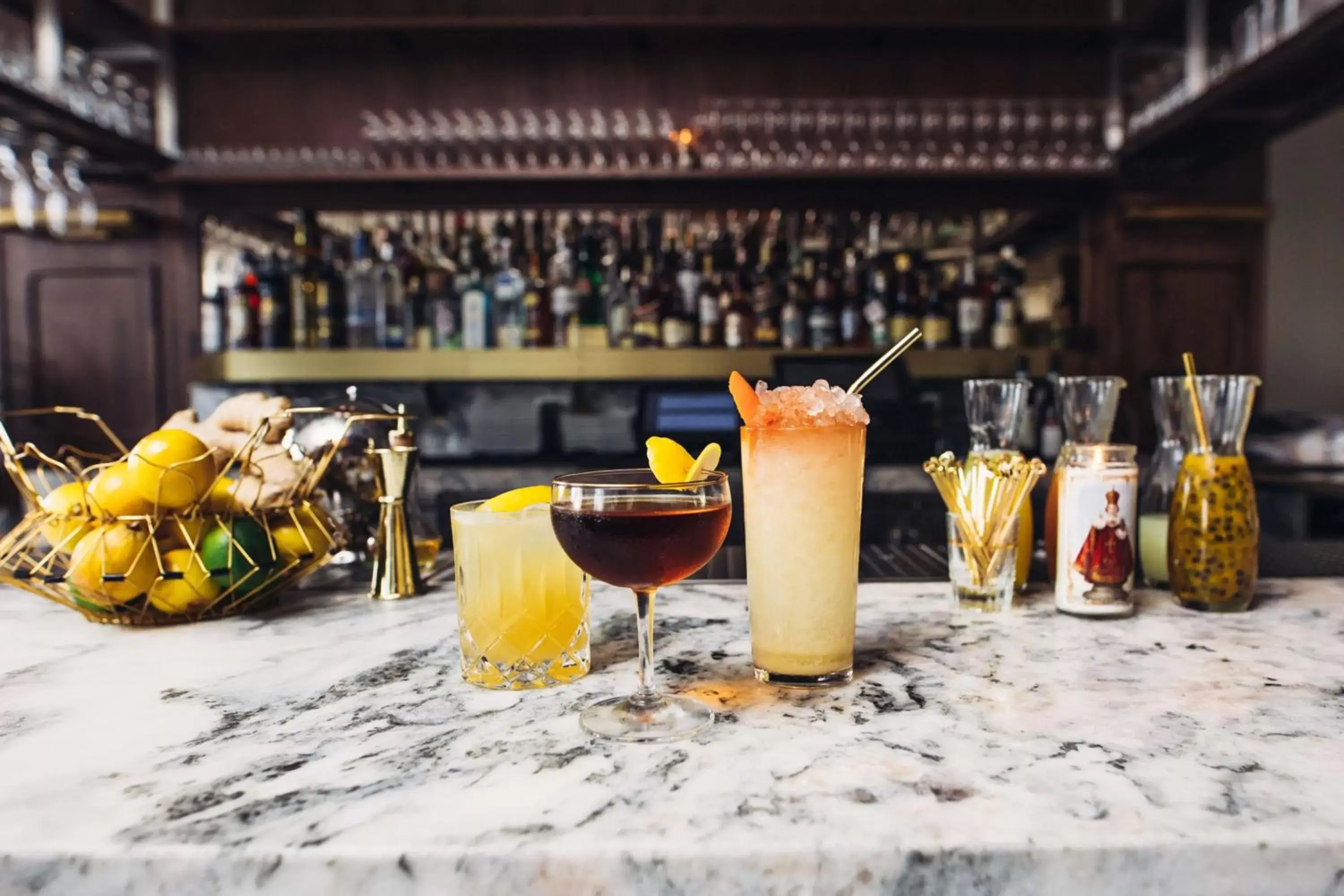 Lounge or bar in Kimpton La Peer Hotel West Hollywood by IHG Lounge or bar in Kimpton La Peer Hotel West Hollywood by IHG