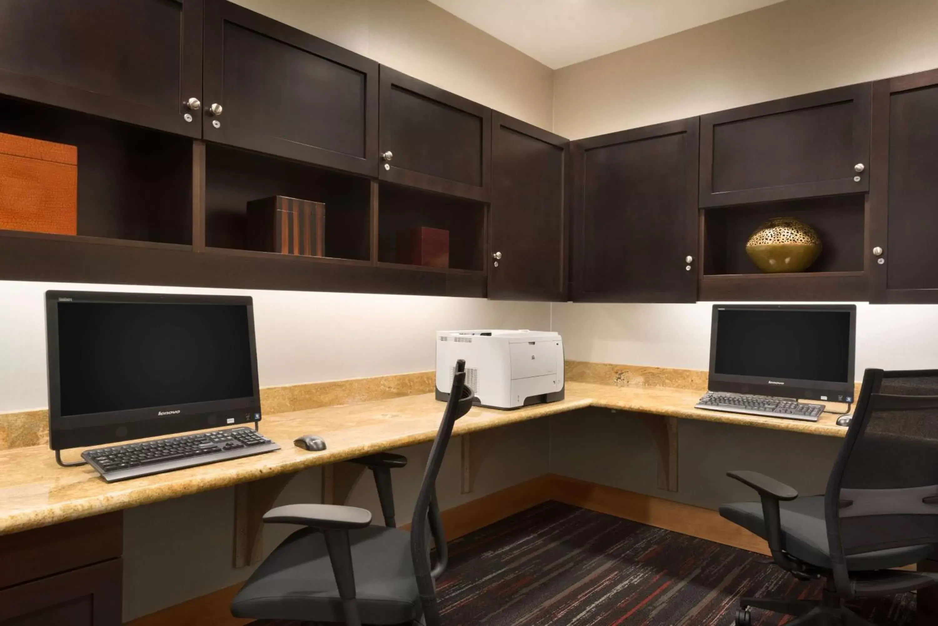 Business facilities, Business Area/Conference Room in Homewood Suites by Hilton Madison West
