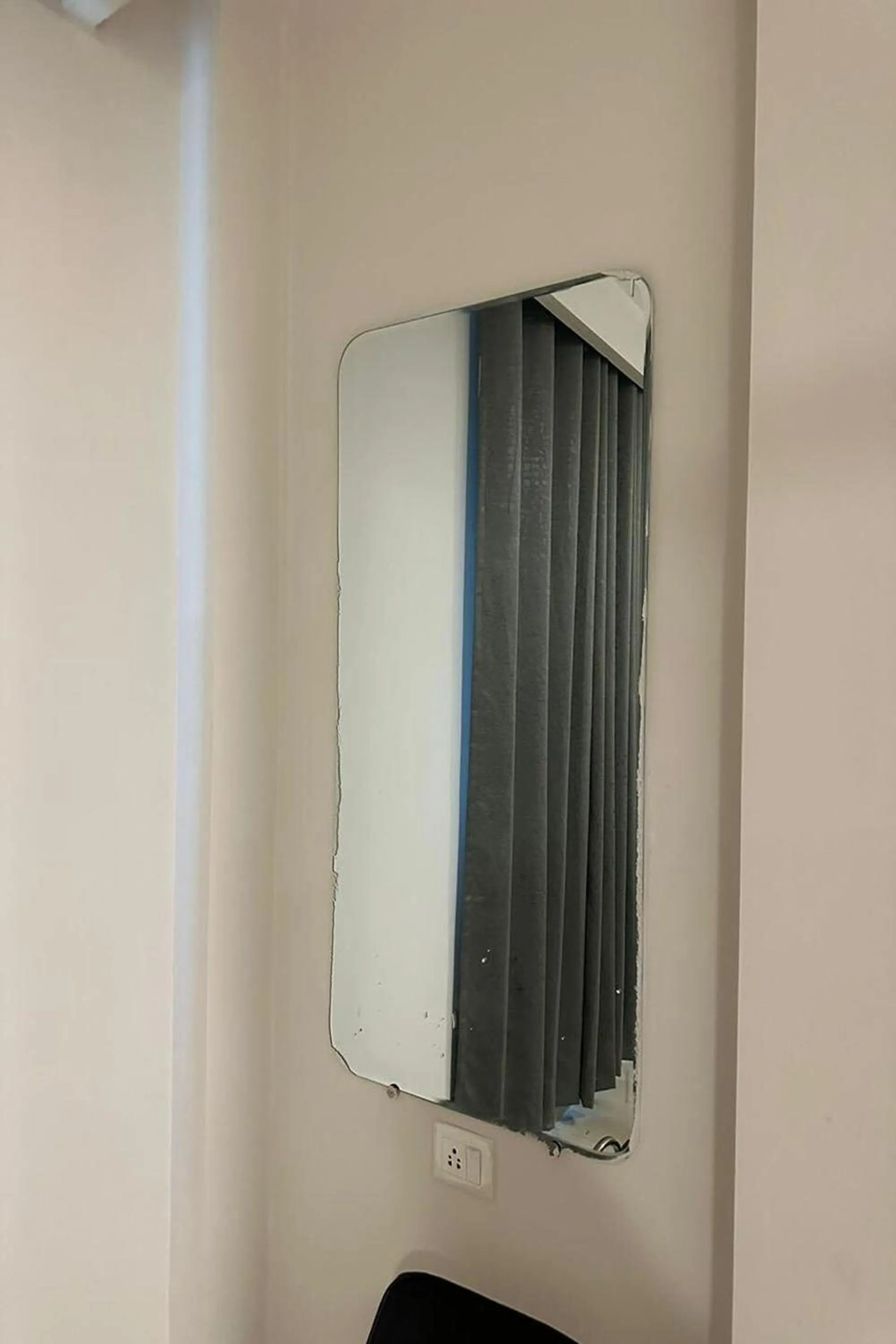 Bedroom, TV/Entertainment Center in Hotel Amenda International