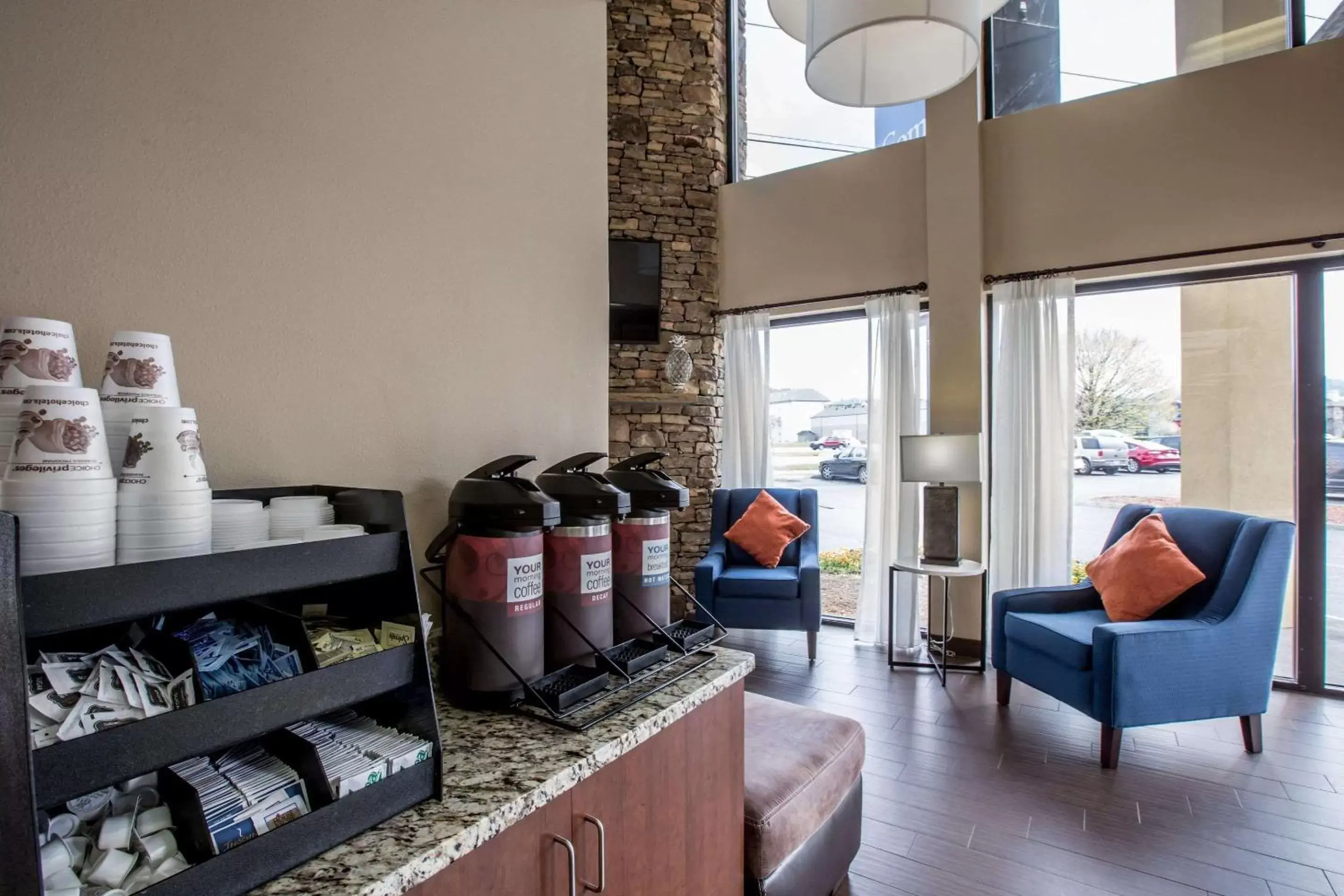 Lobby or reception in Comfort Inn & Suites at Dollywood Lane