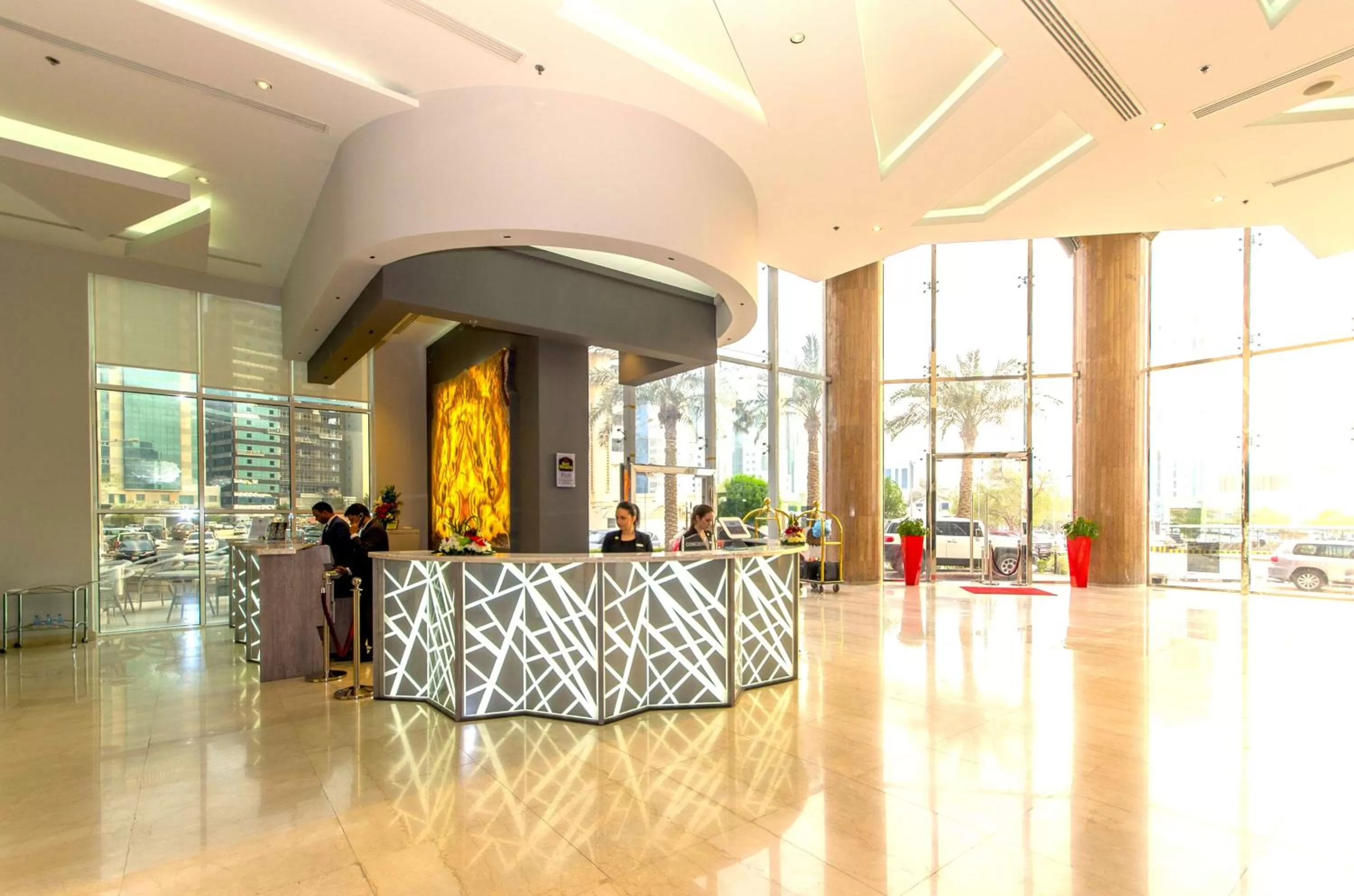 Lobby or reception in Best Western Plus Doha