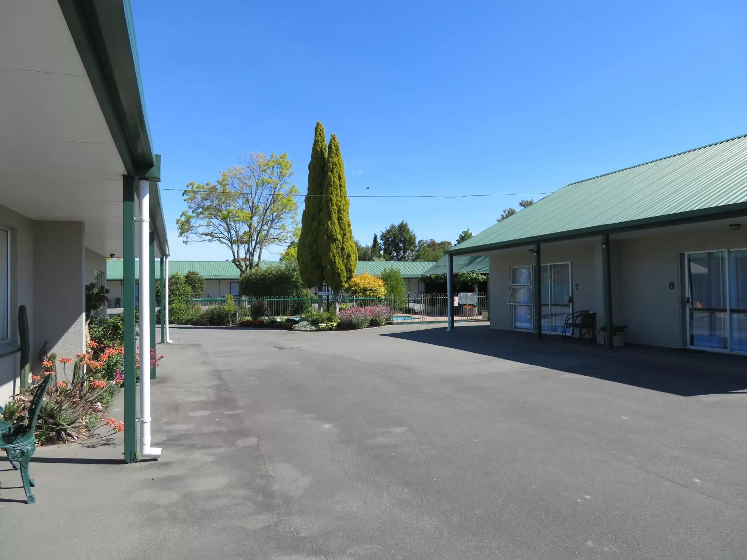 Property Building in Commodore Court Motel