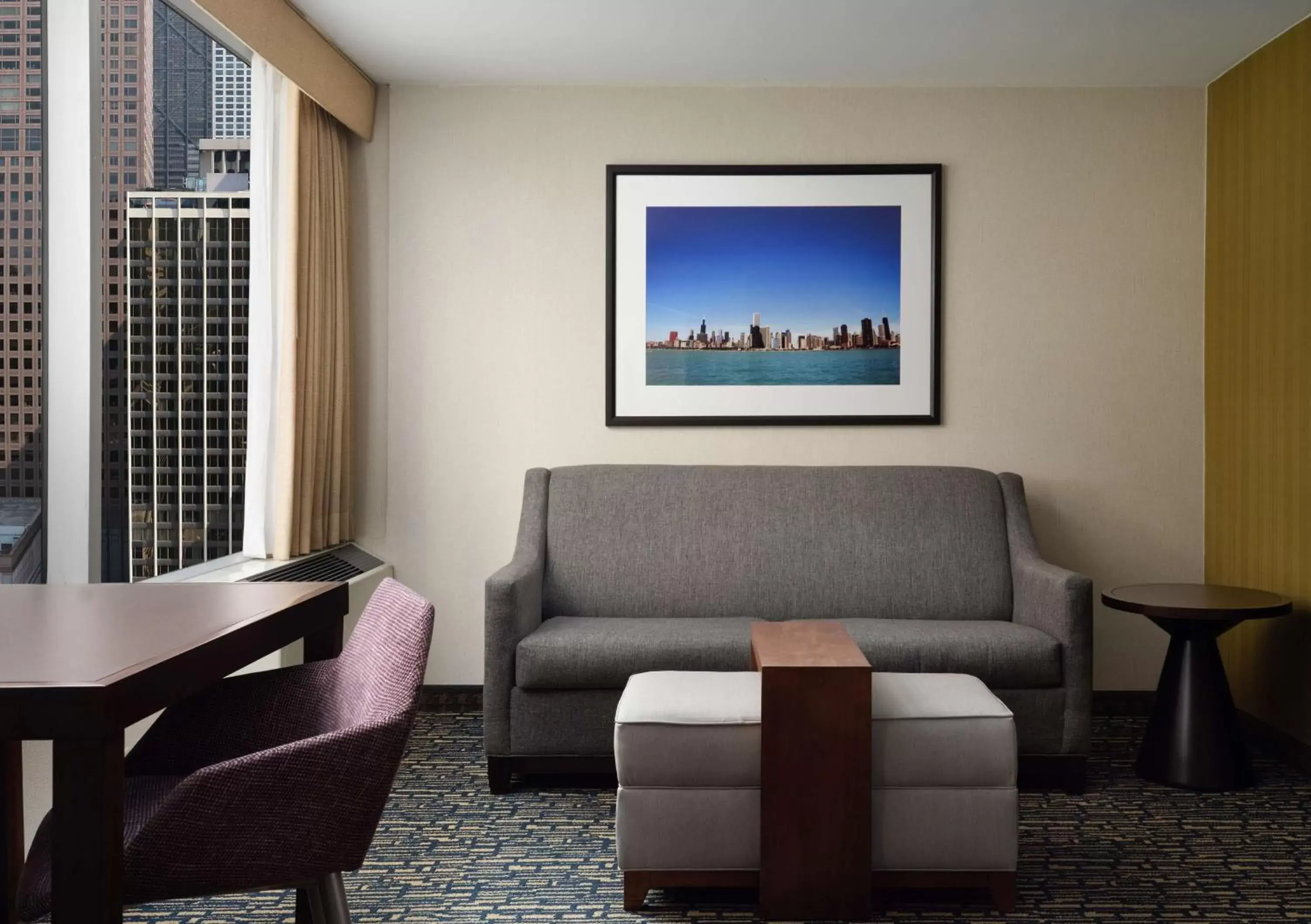 Living room, Seating Area in Homewood Suites by Hilton Chicago Downtown - Magnificent Mile