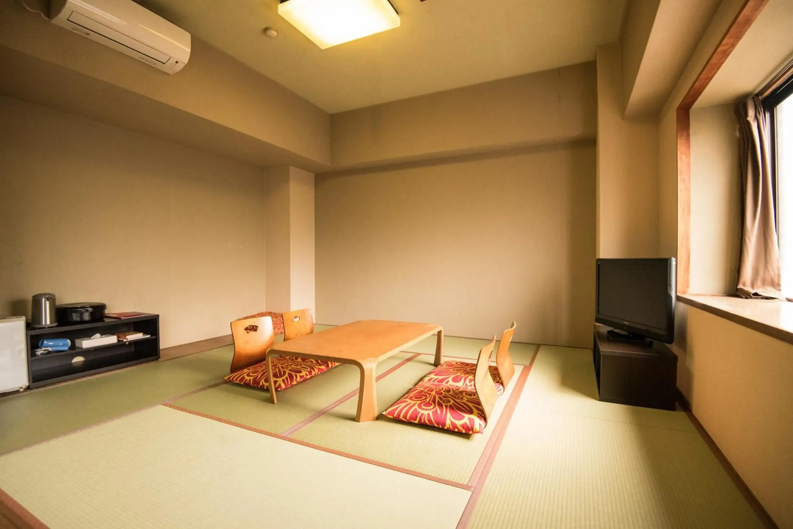 Bedroom in Kyoto Travellers Inn