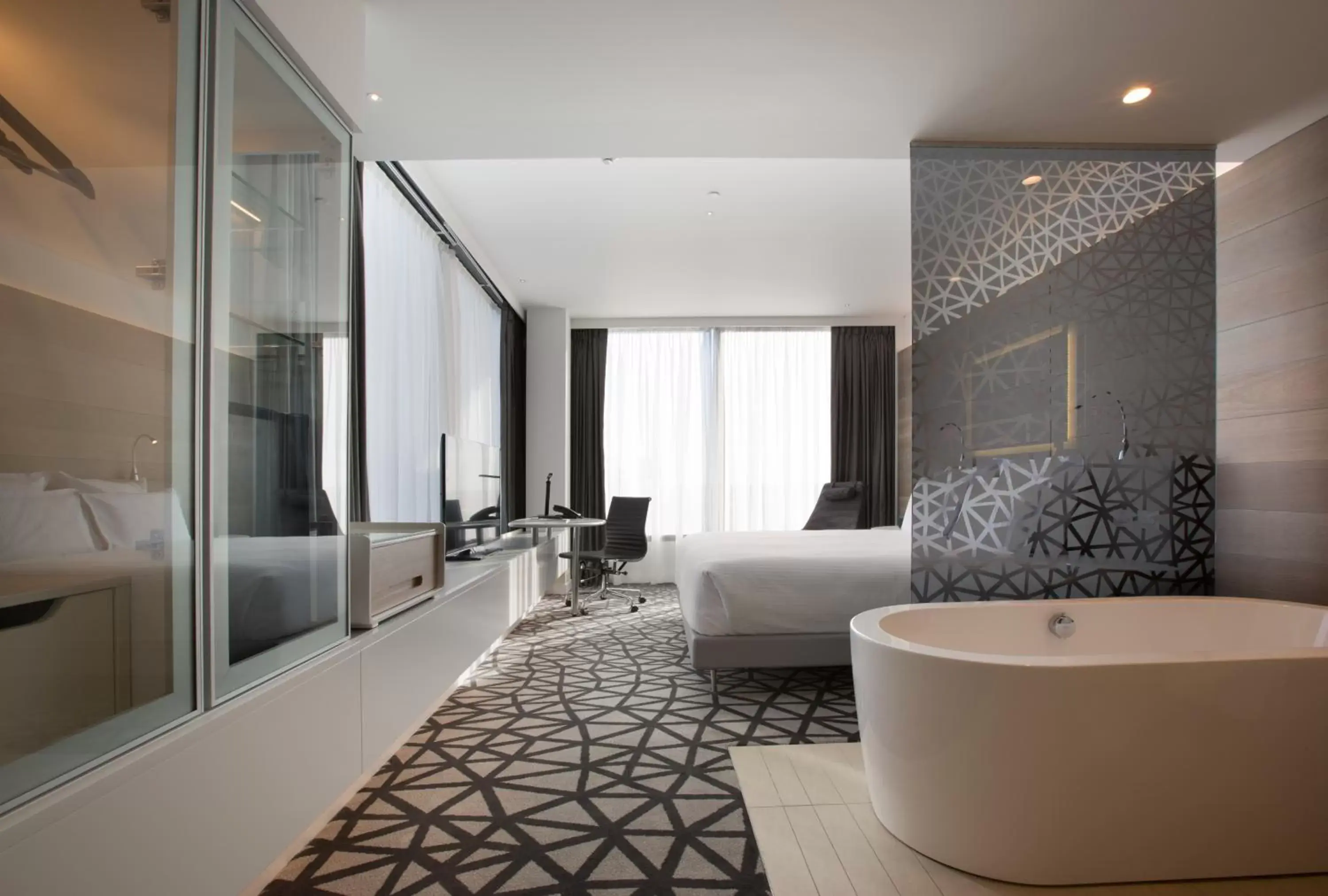 Bedroom, Bathroom in Pullman Sydney Airport