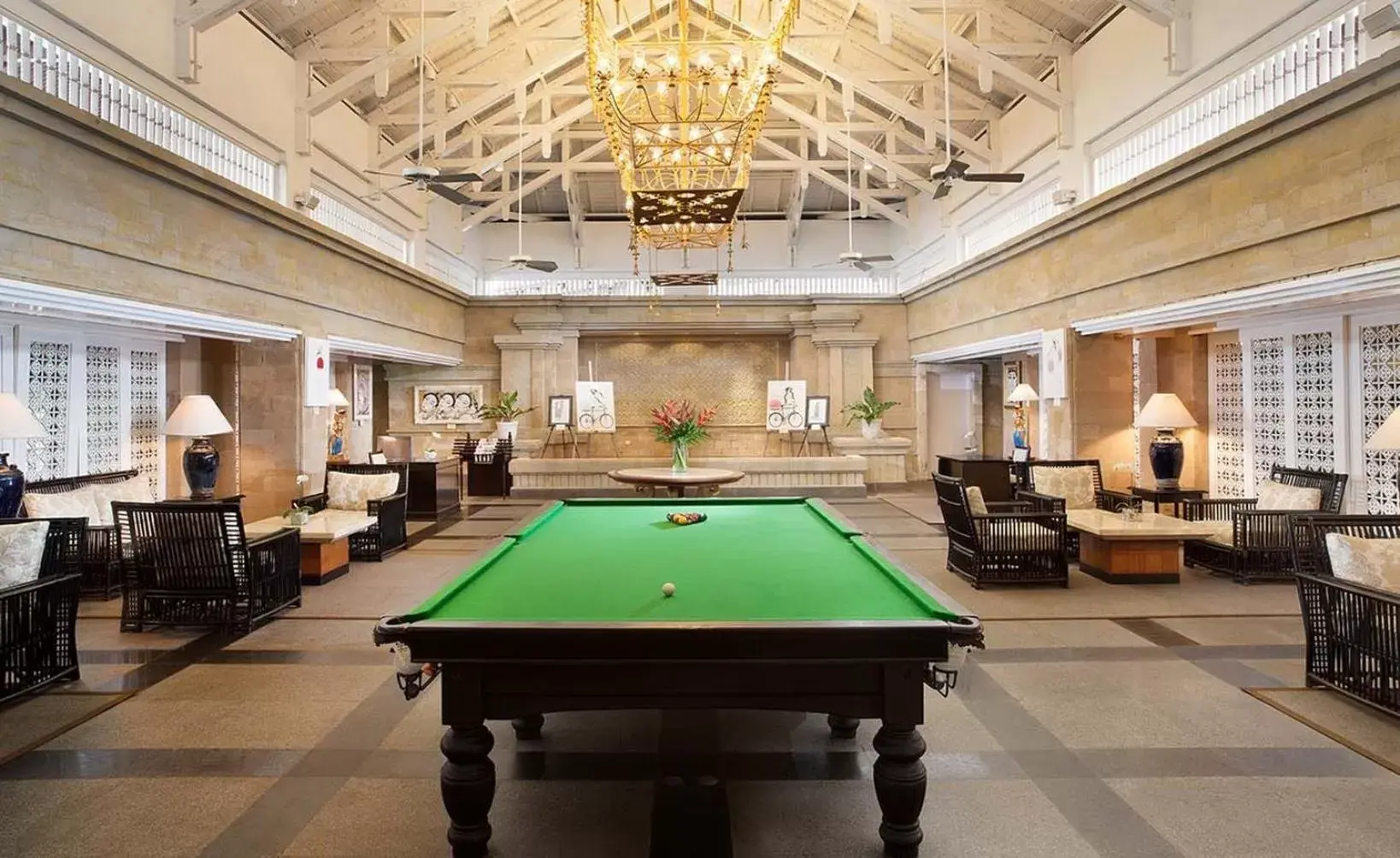 Lounge or bar, Billiards in InterContinental Bali Resort, an IHG Hotel