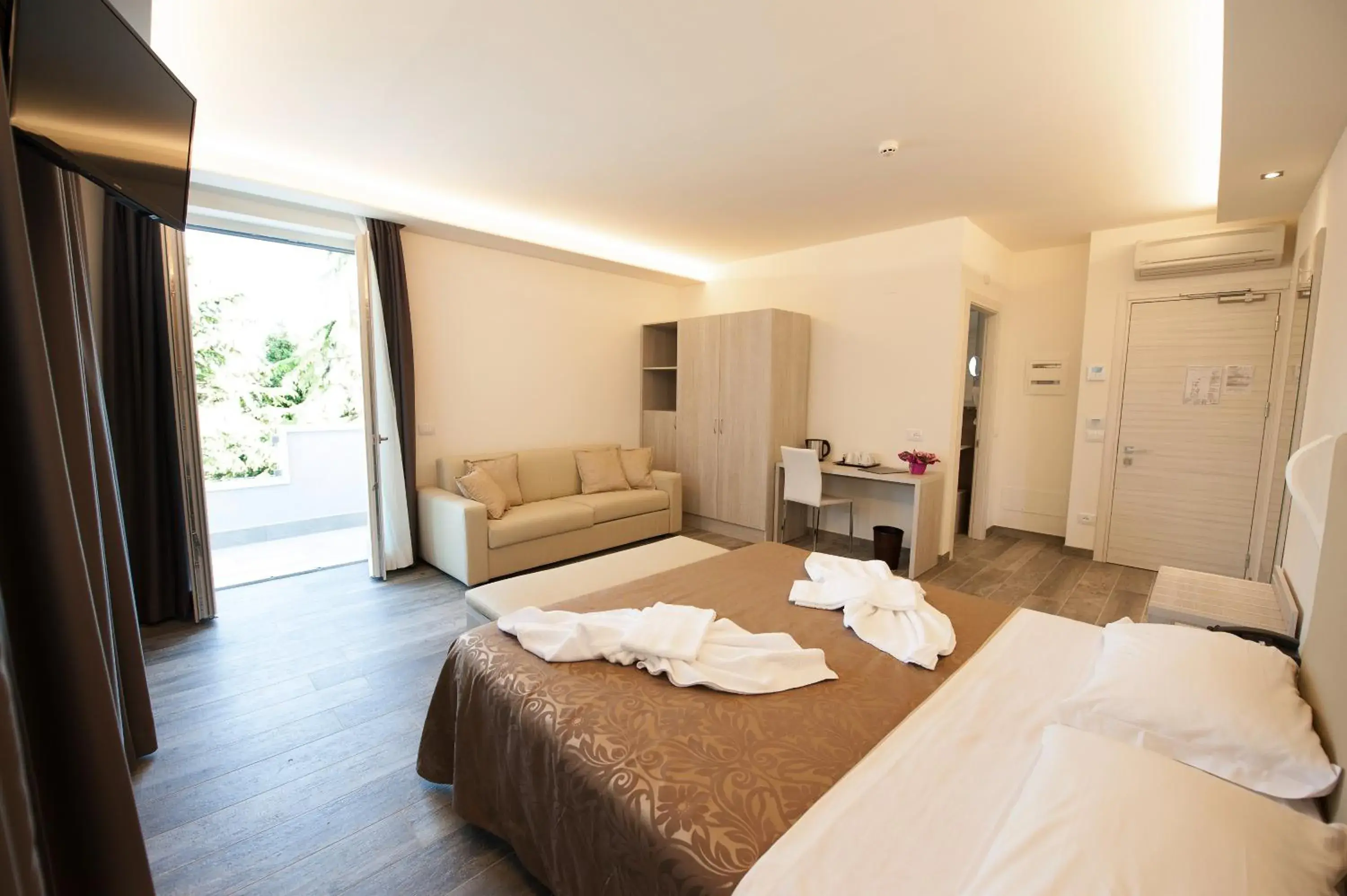 Bedroom in Hotel Italia