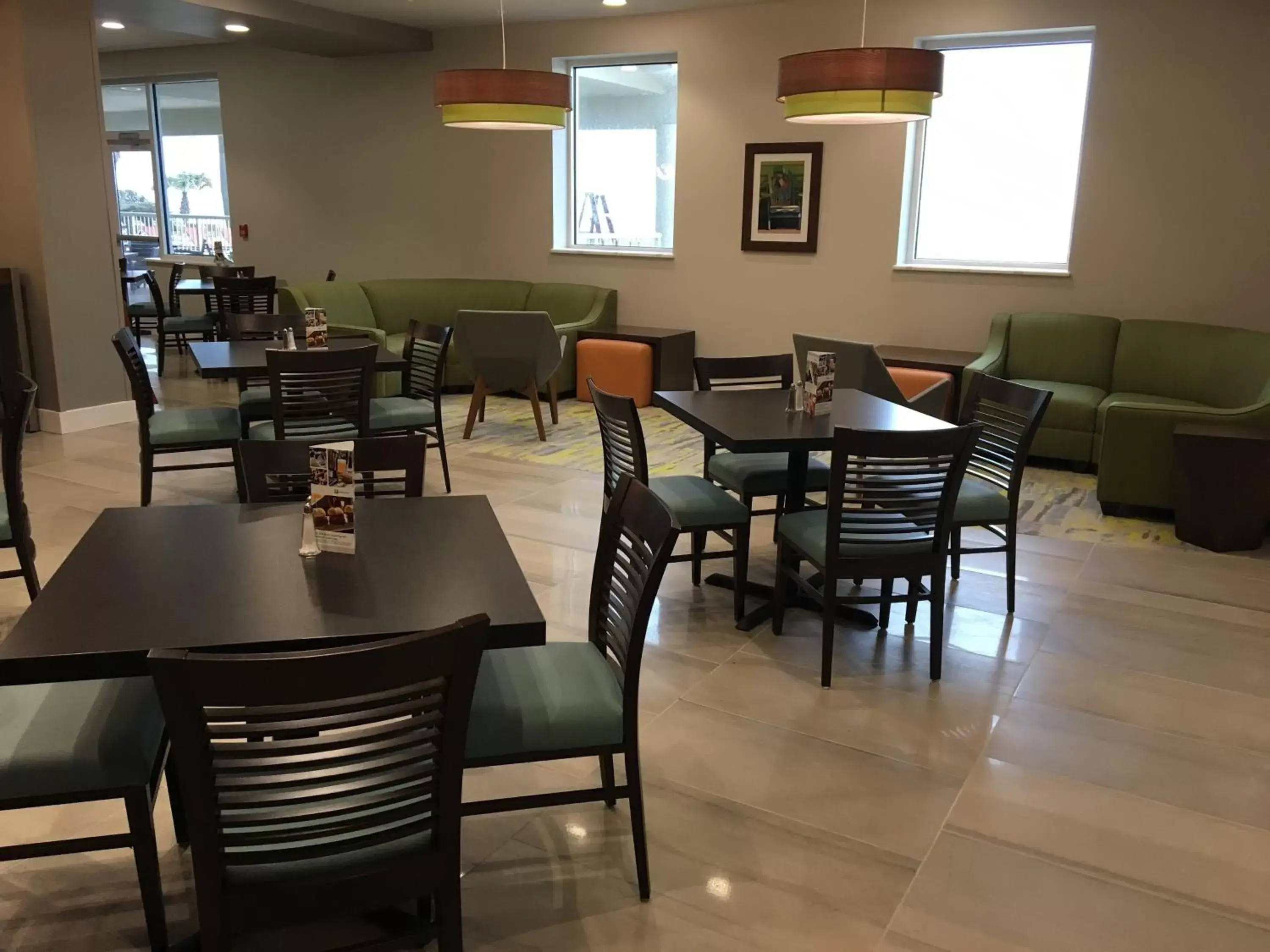 Restaurant/Places to Eat in Holiday Inn Hotel & Suites Daytona Beach On The Ocean, an IHG Hotel