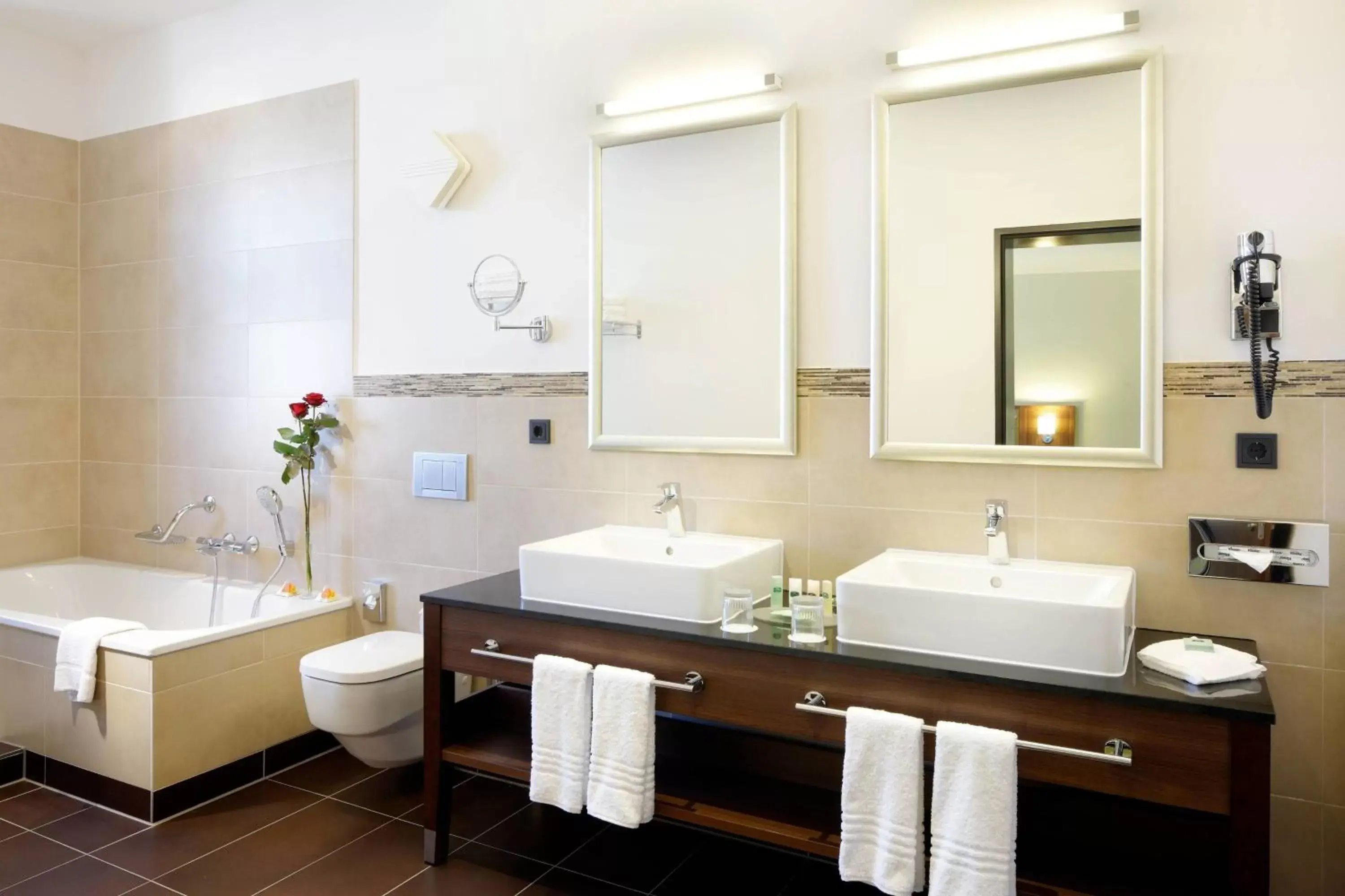 Bathroom in Courtyard by Marriott Bremen