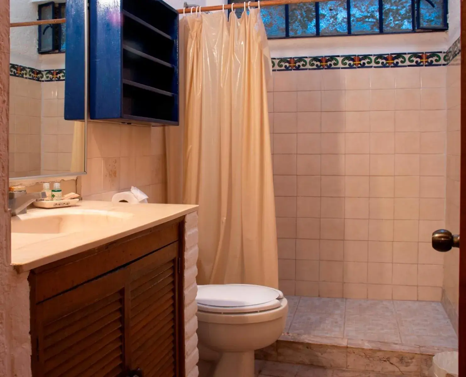 Bathroom in Hotel La Posada del Valle