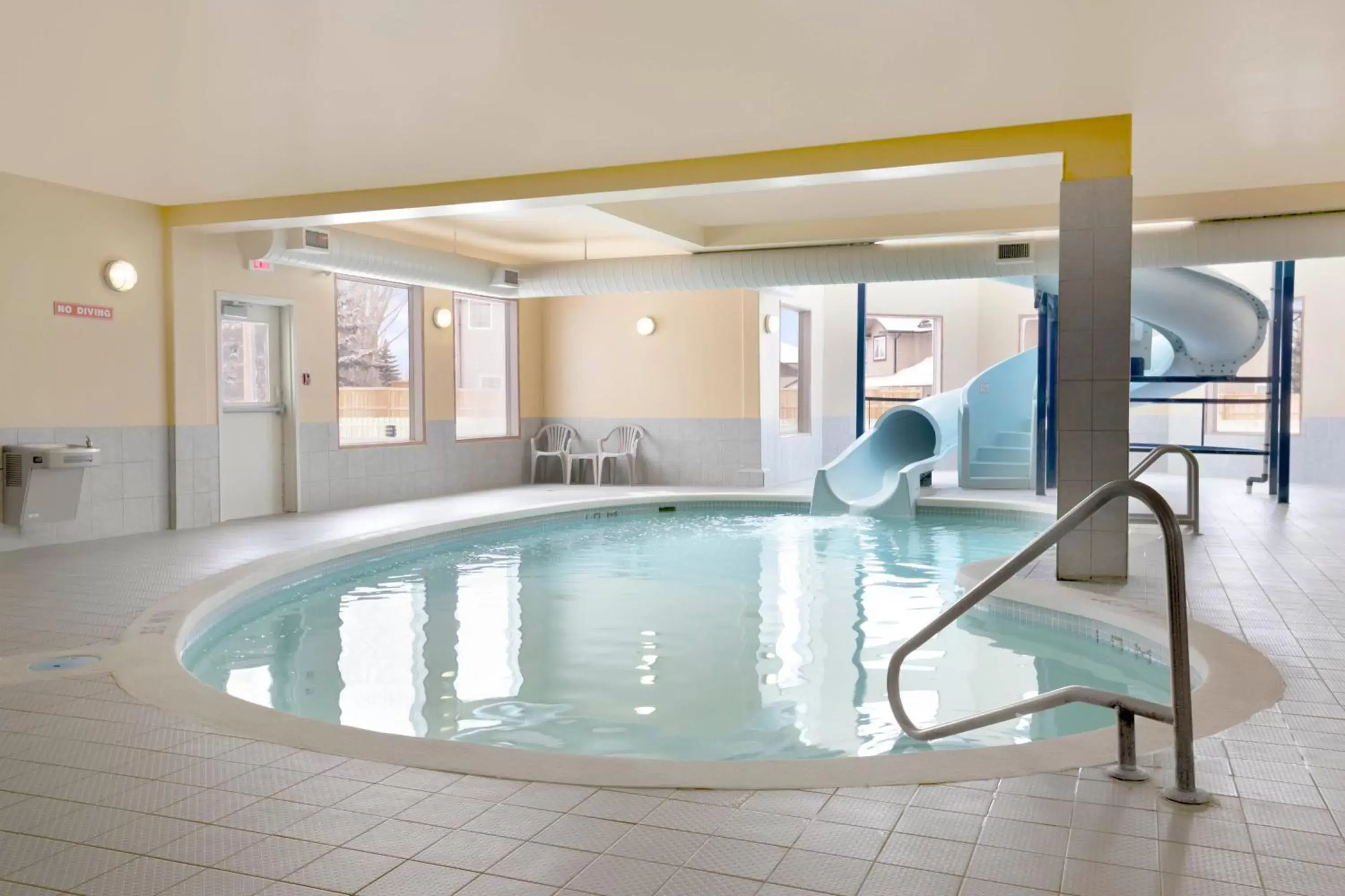 Pool view, Swimming Pool in Days Inn by Wyndham Moose Jaw
