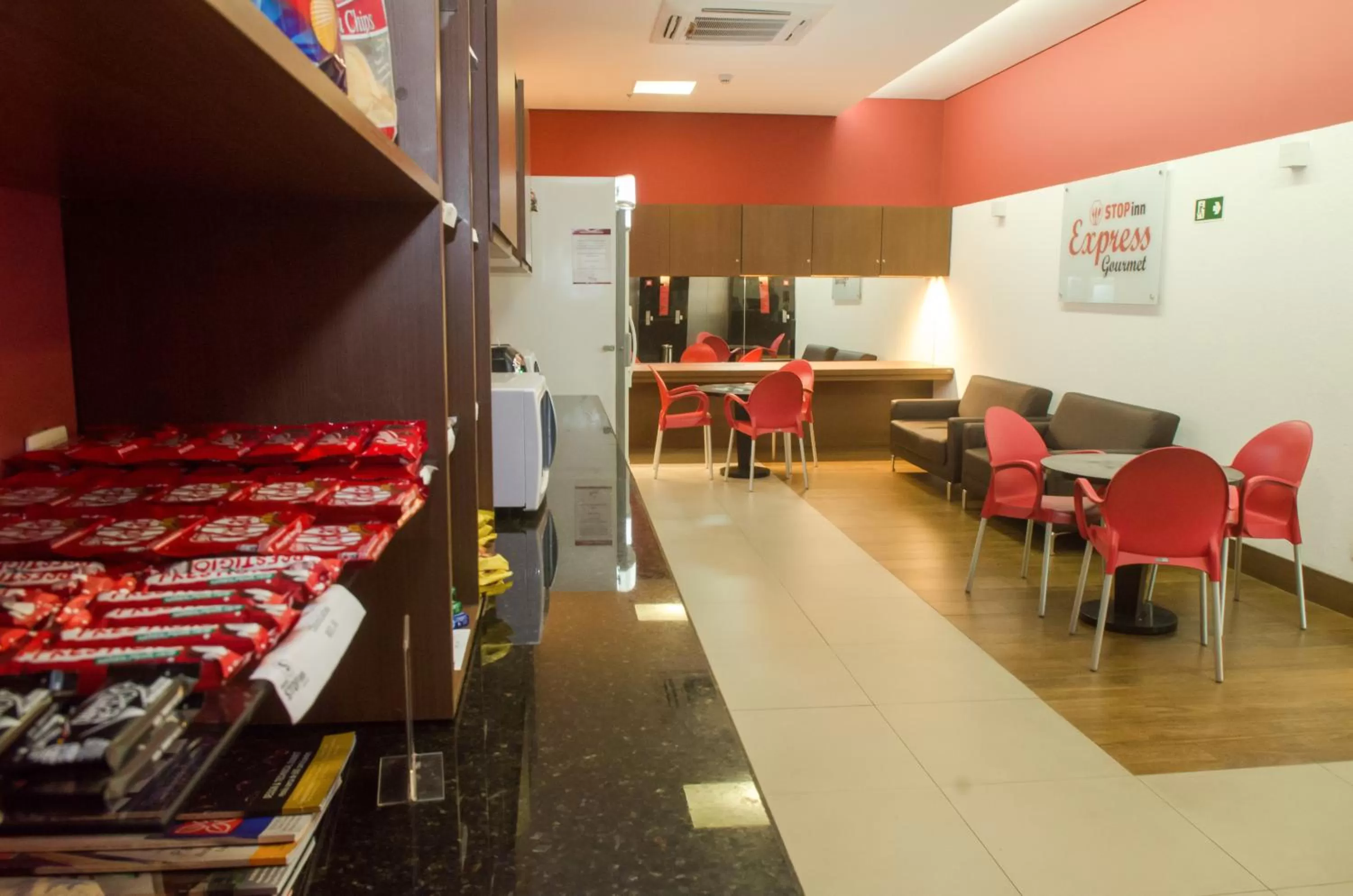 Lobby or reception in Stop Inn Antonio Carlos