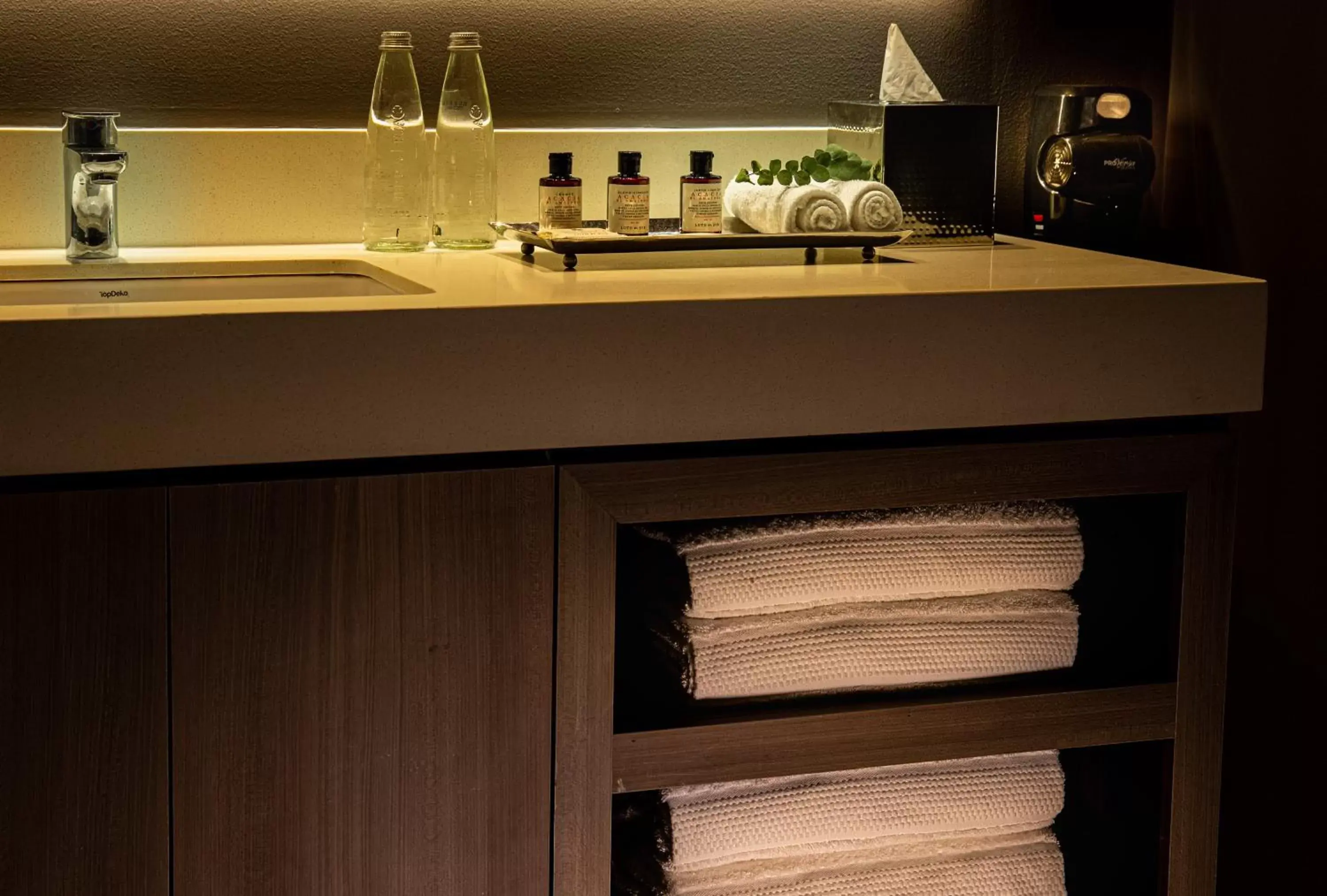 towels, Bathroom in Binn Hotel