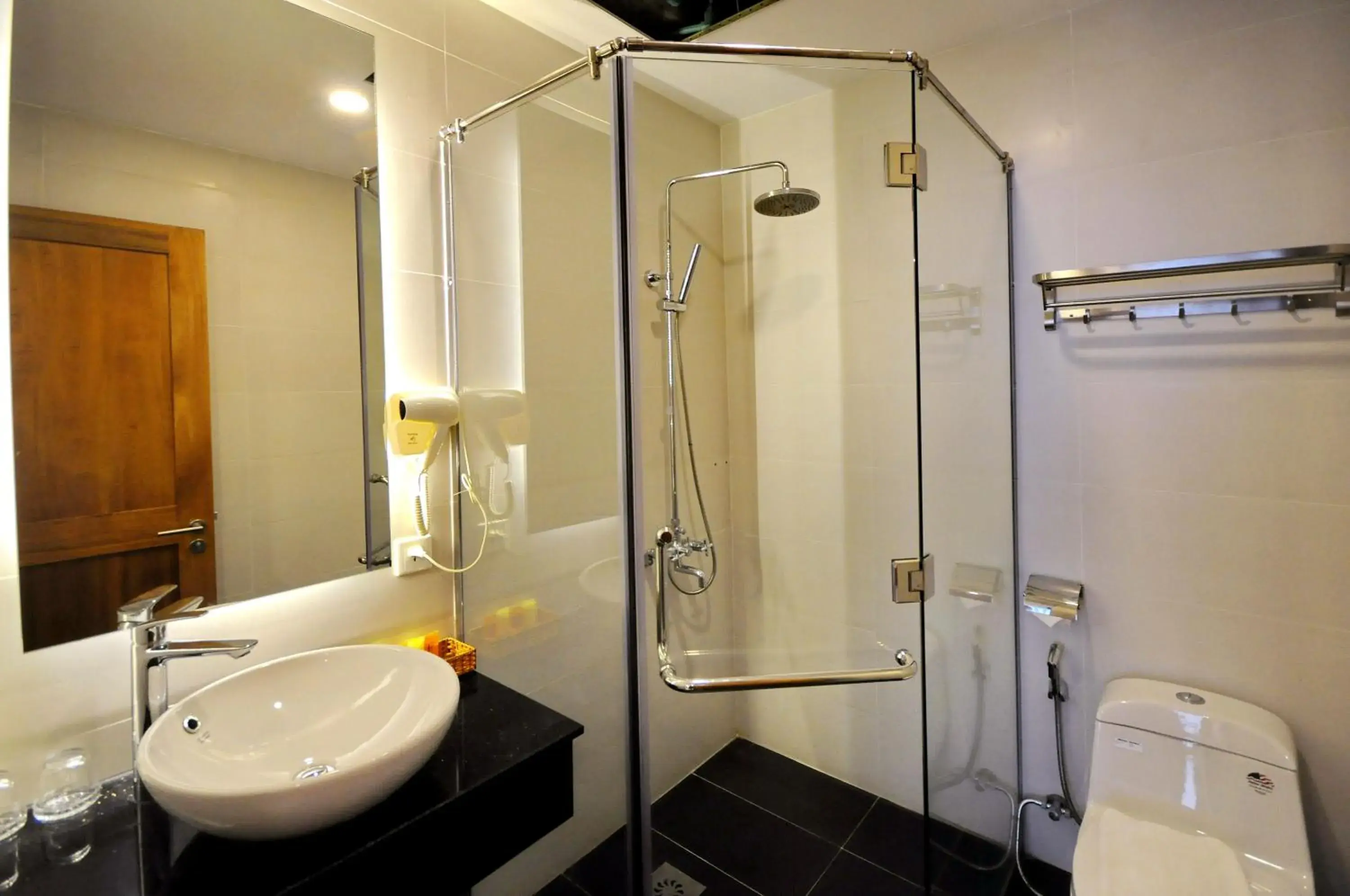 Bathroom in Holi Beach Hotel & Apartments