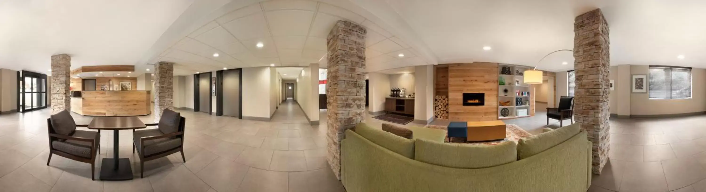 Lobby or reception in Country Inn & Suites by Radisson, Erlanger, KY