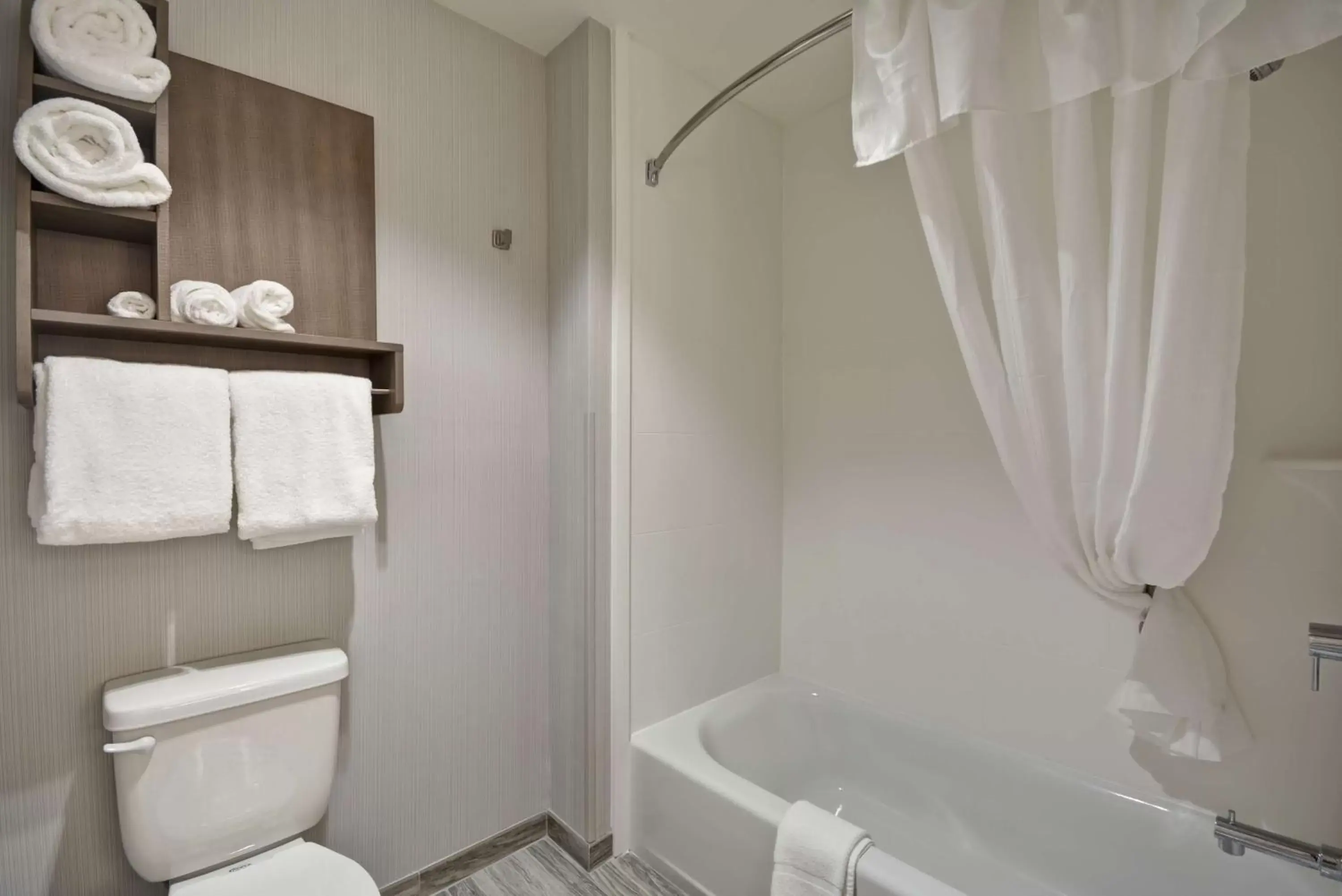 Bathroom in Homewood Suites By Hilton Rocky Mount