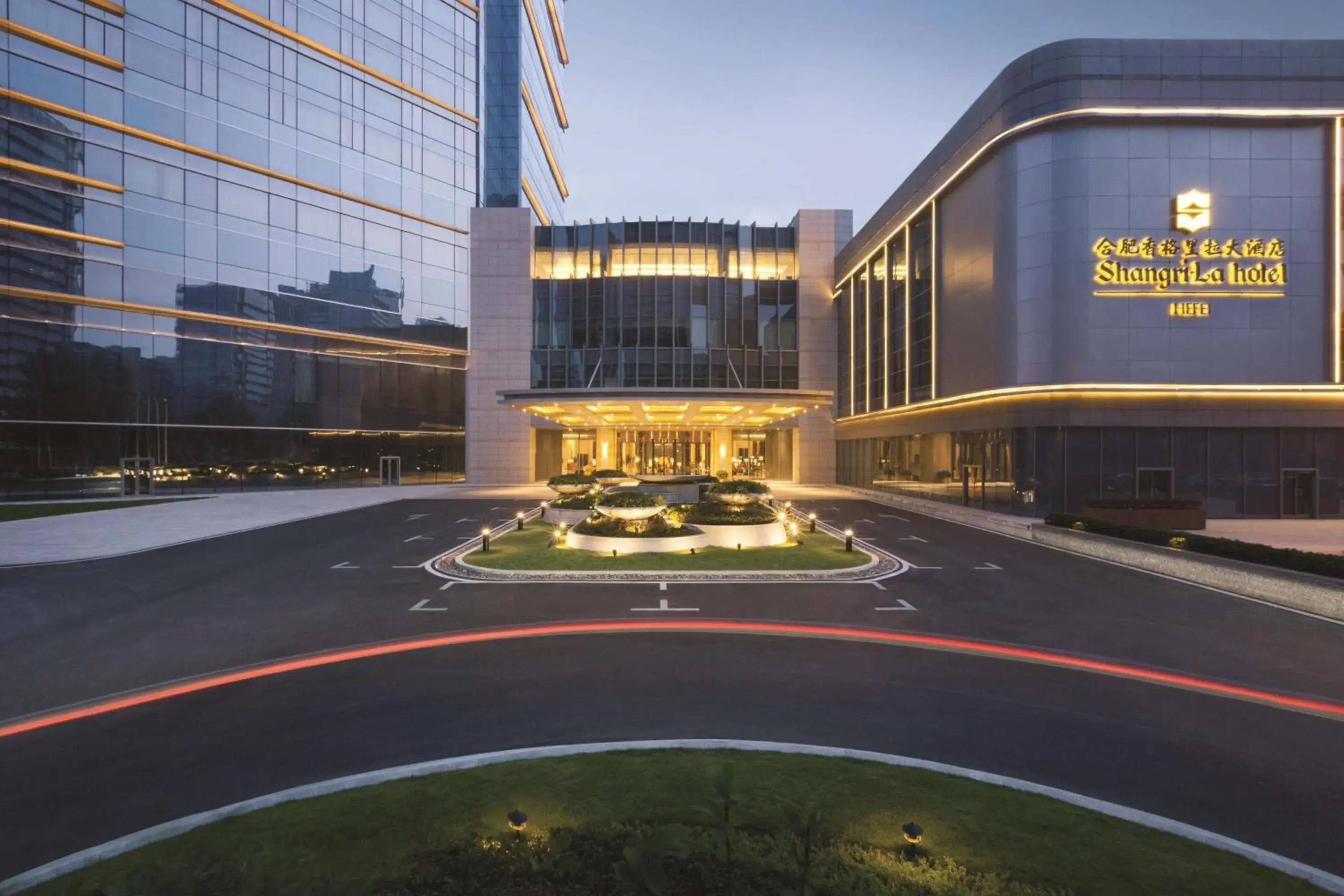 Property building in Shangri-La Hefei Property building in Shangri-La Hefei