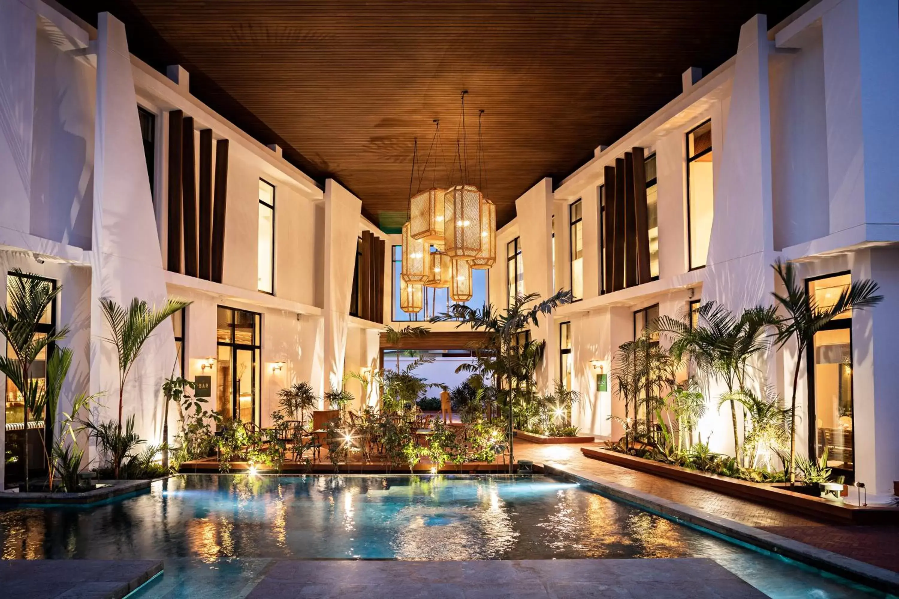 Patio, Swimming Pool in La Maison Palmier Abidjan, a Member of Design Hotels
