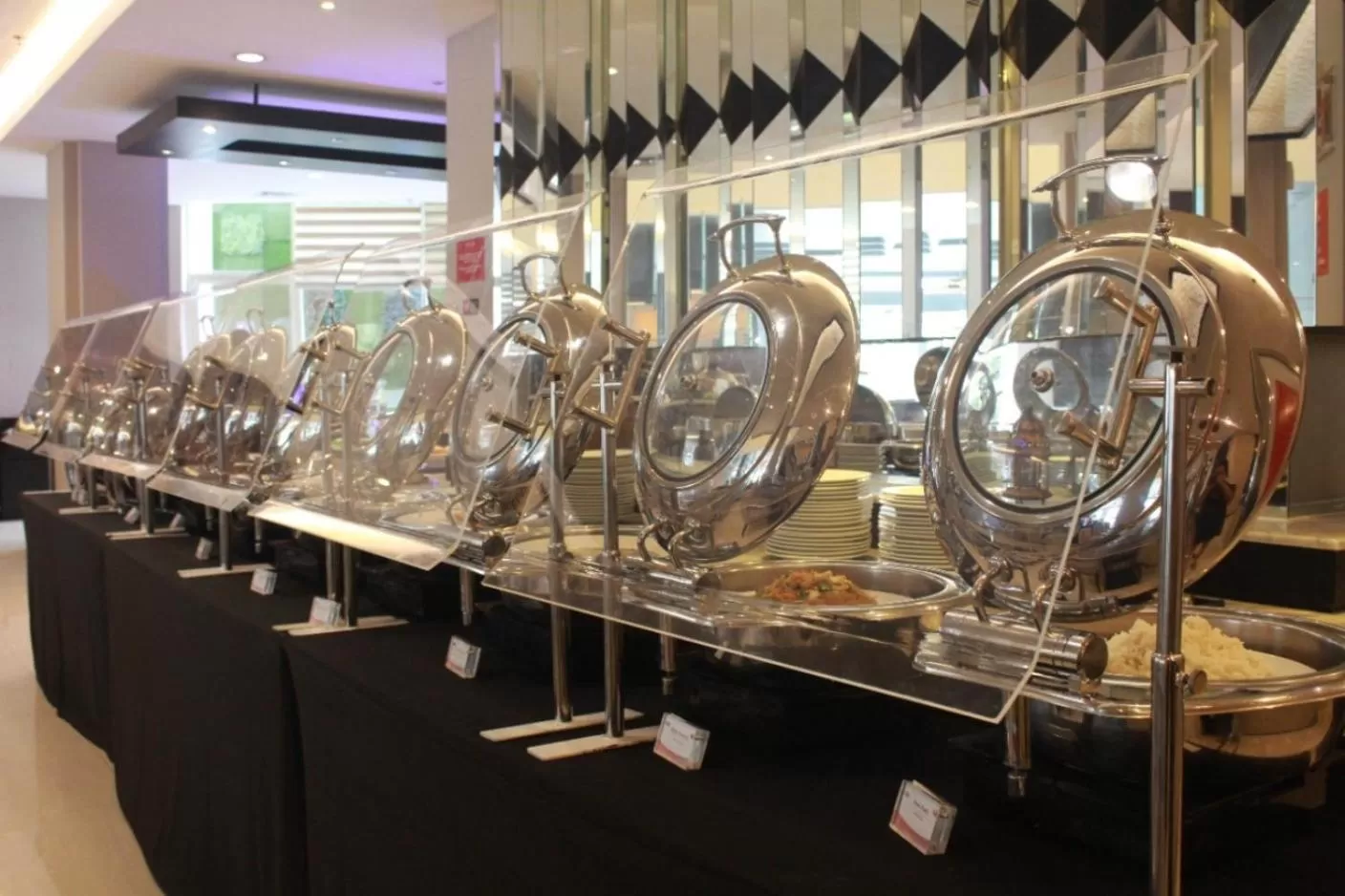 Restaurant/places to eat in Swiss-Belinn Tunjungan Surabaya