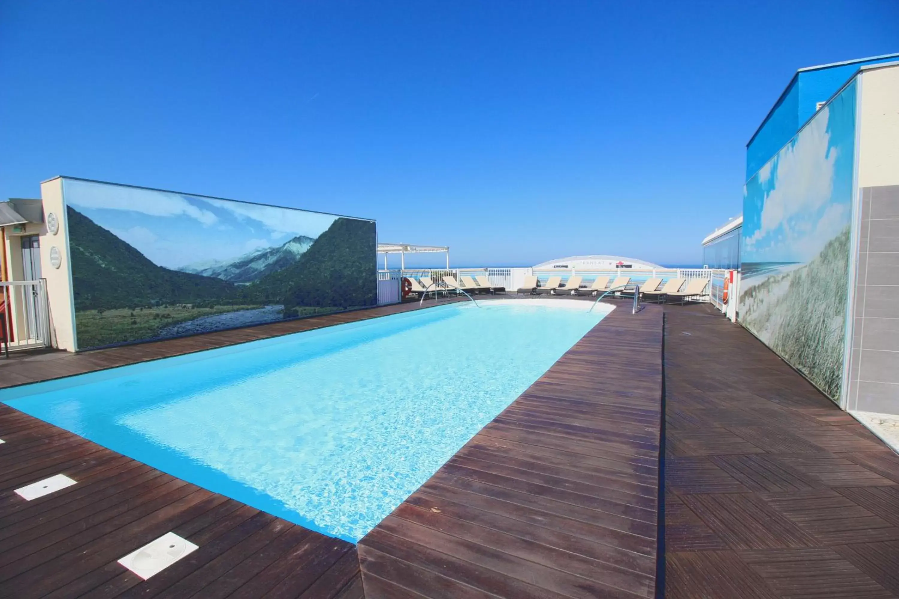 Patio, Swimming Pool in Radisson Blu Hotel Biarritz