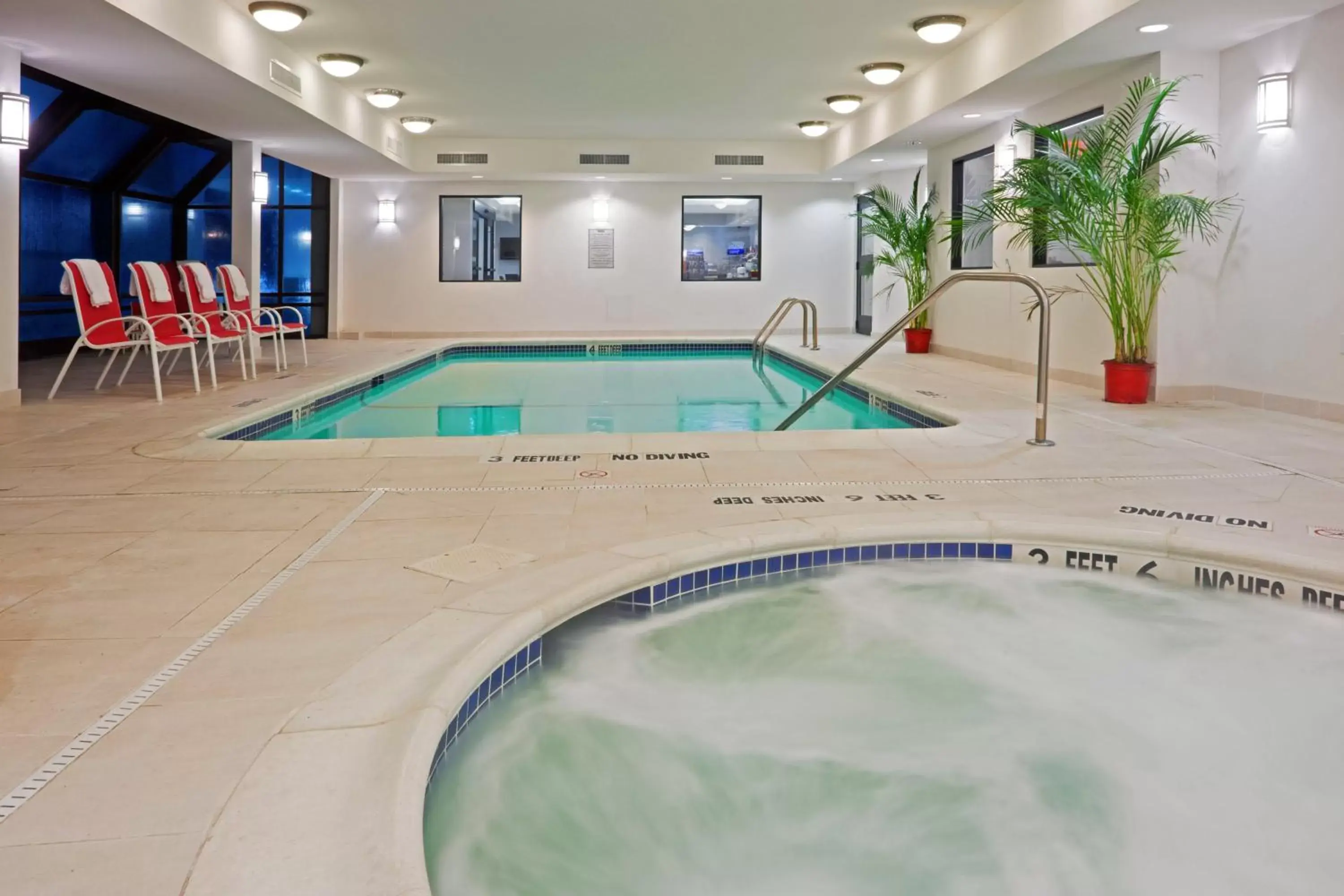 Swimming pool in Holiday Inn Express Fishkill-Mid Hudson Valley by IHG Swimming pool in Holiday Inn Express Fishkill-Mid Hudson Valley by IHG