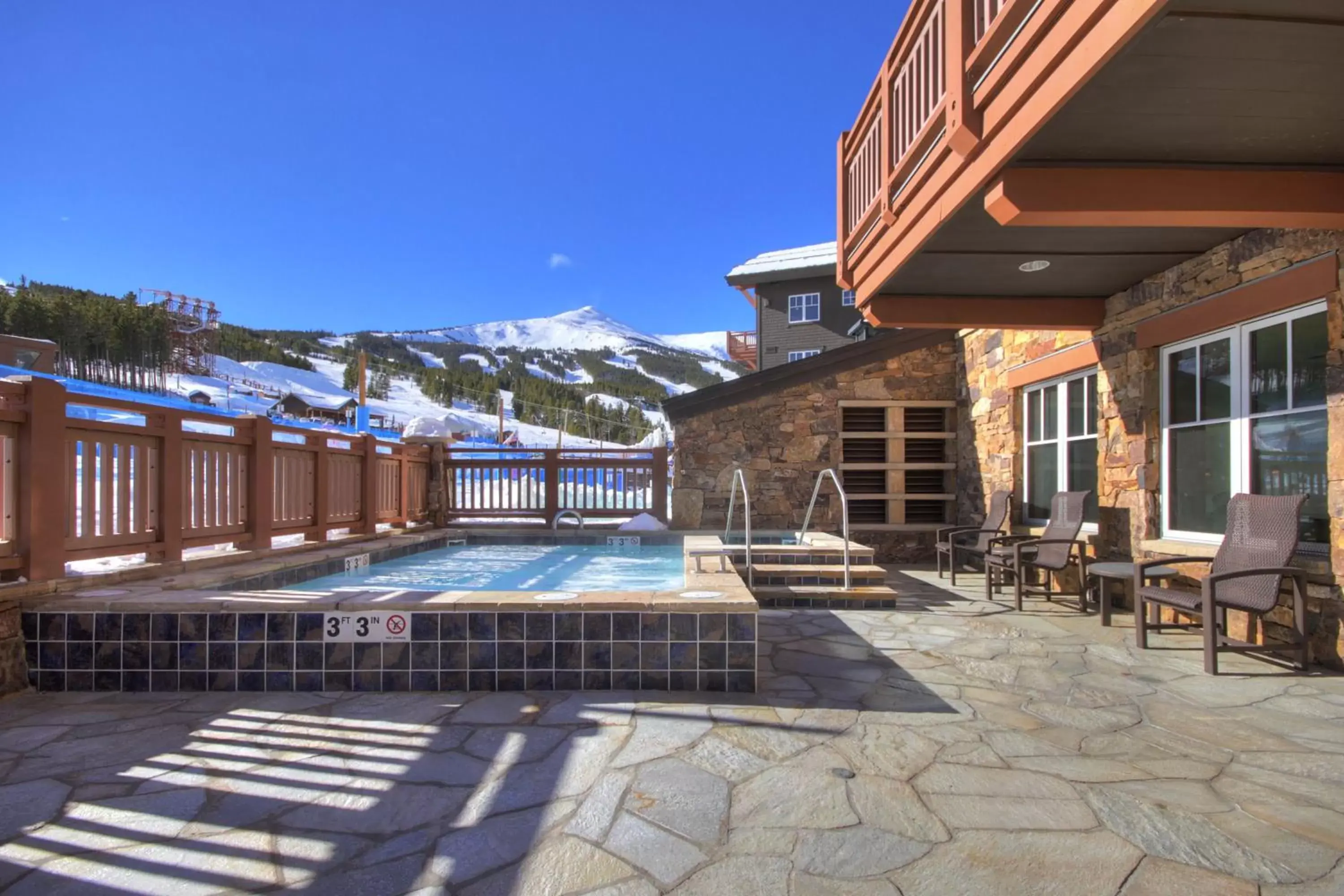 Hot Tub, Swimming Pool in One Ski Hill, A RockResort