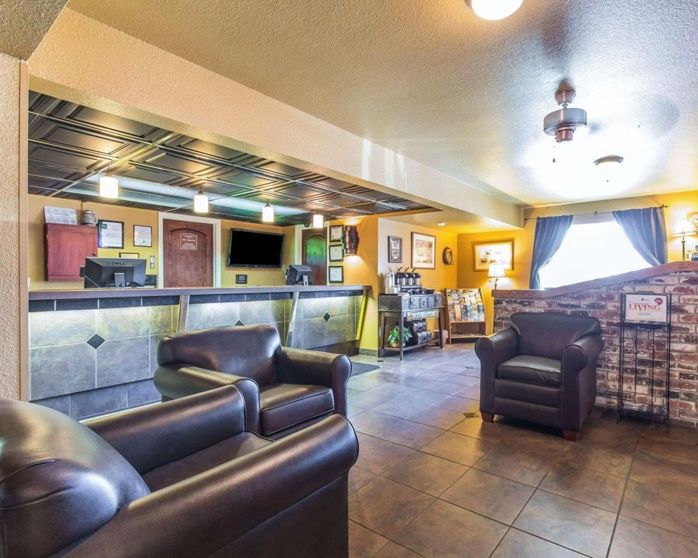 Lobby or reception in Quality Inn Winnemucca - Model T Casino Lobby or reception in Quality Inn Winnemucca - Model T Casino