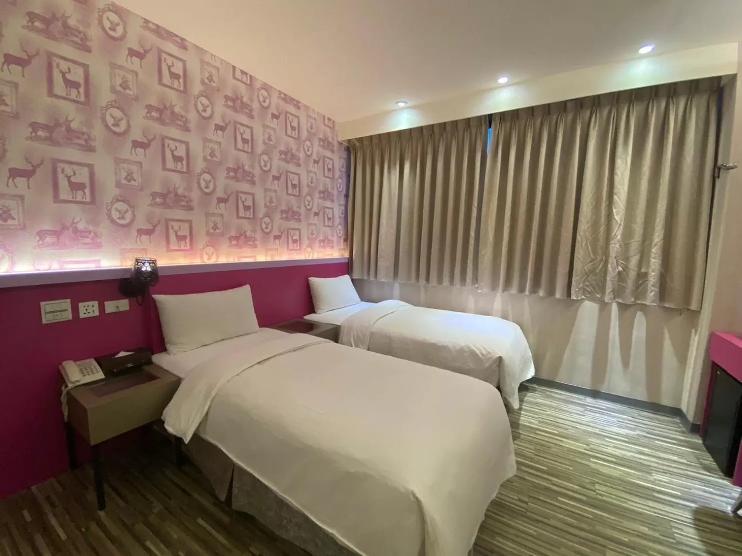 bunk bed, Bed in 191 Hotel