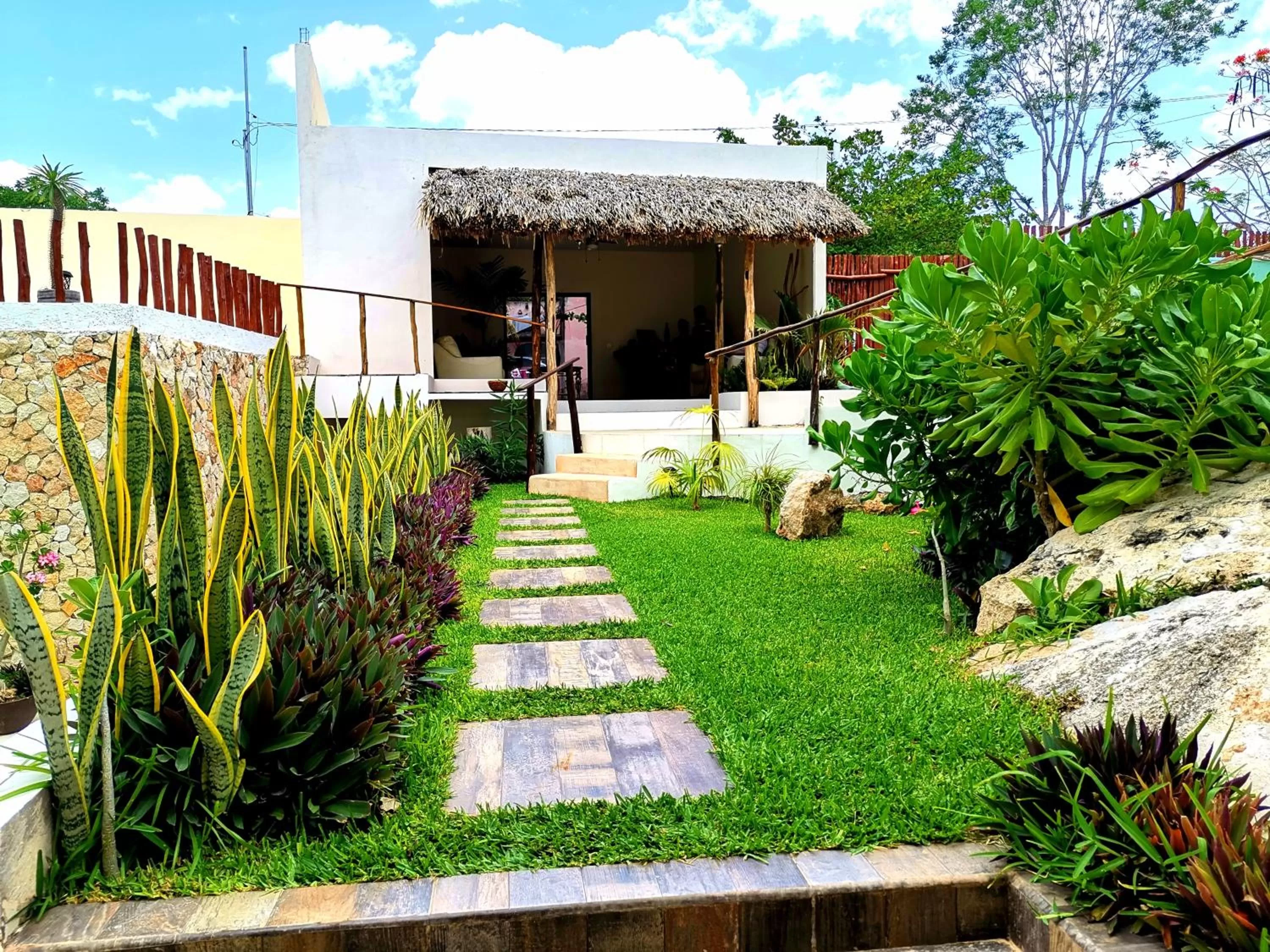 Garden in Mayan Majesty Boutique Hotel