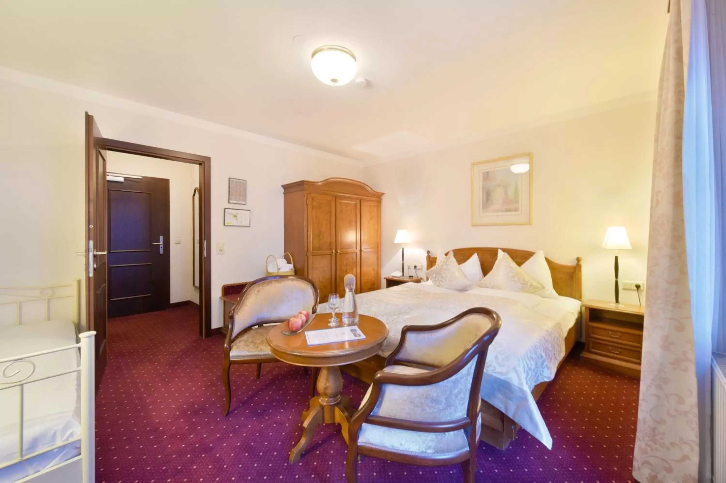 Deluxe Double Room in Cella Central Historic Boutique Hotel