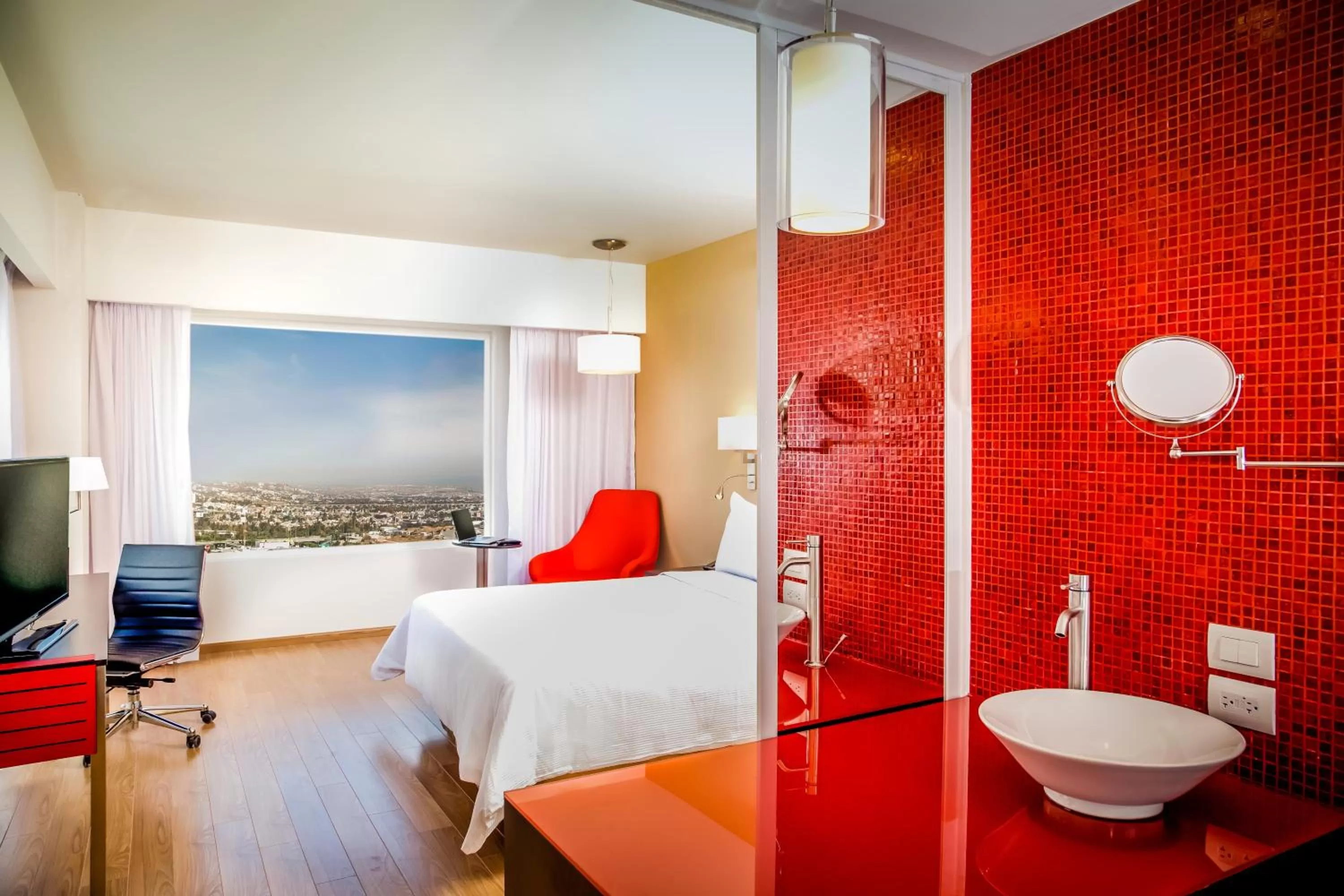 Photo of the whole room, Bed in Fiesta Inn Queretaro Centro Sur