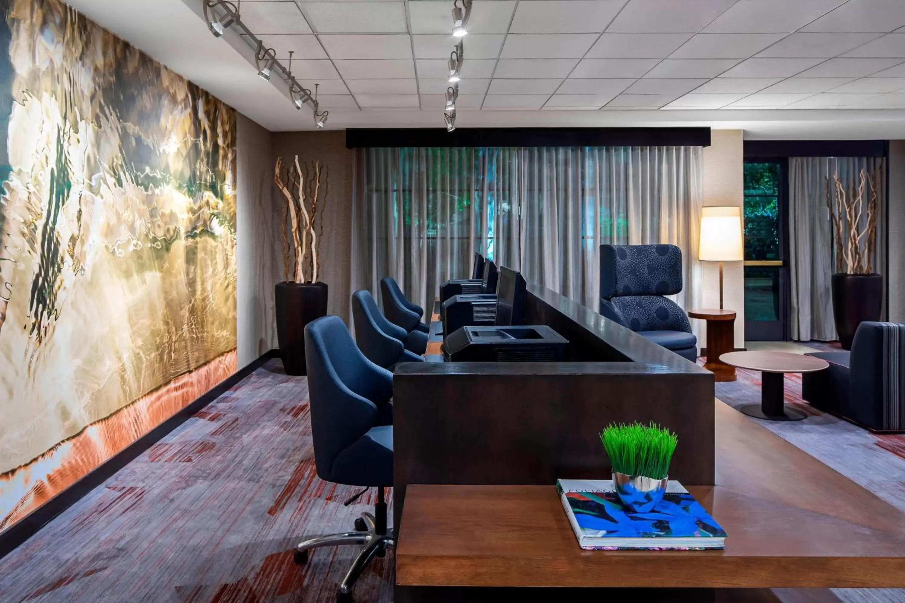 Business facilities in Courtyard by Marriott Los Angeles Pasadena Old Town