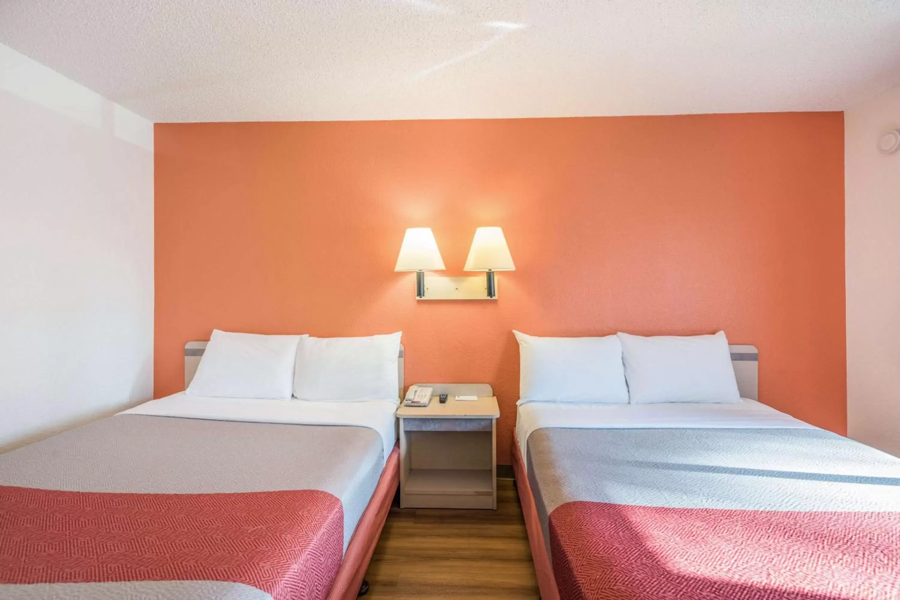 Bedroom, Bed in Motel 6-Fairfield, CA - North Bedroom, Bed in Motel 6-Fairfield, CA - North