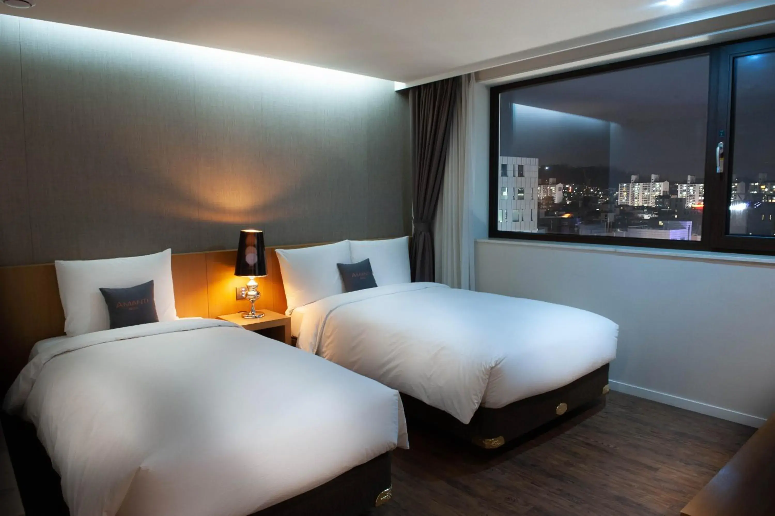 Bed in Amanti Hotel Seoul