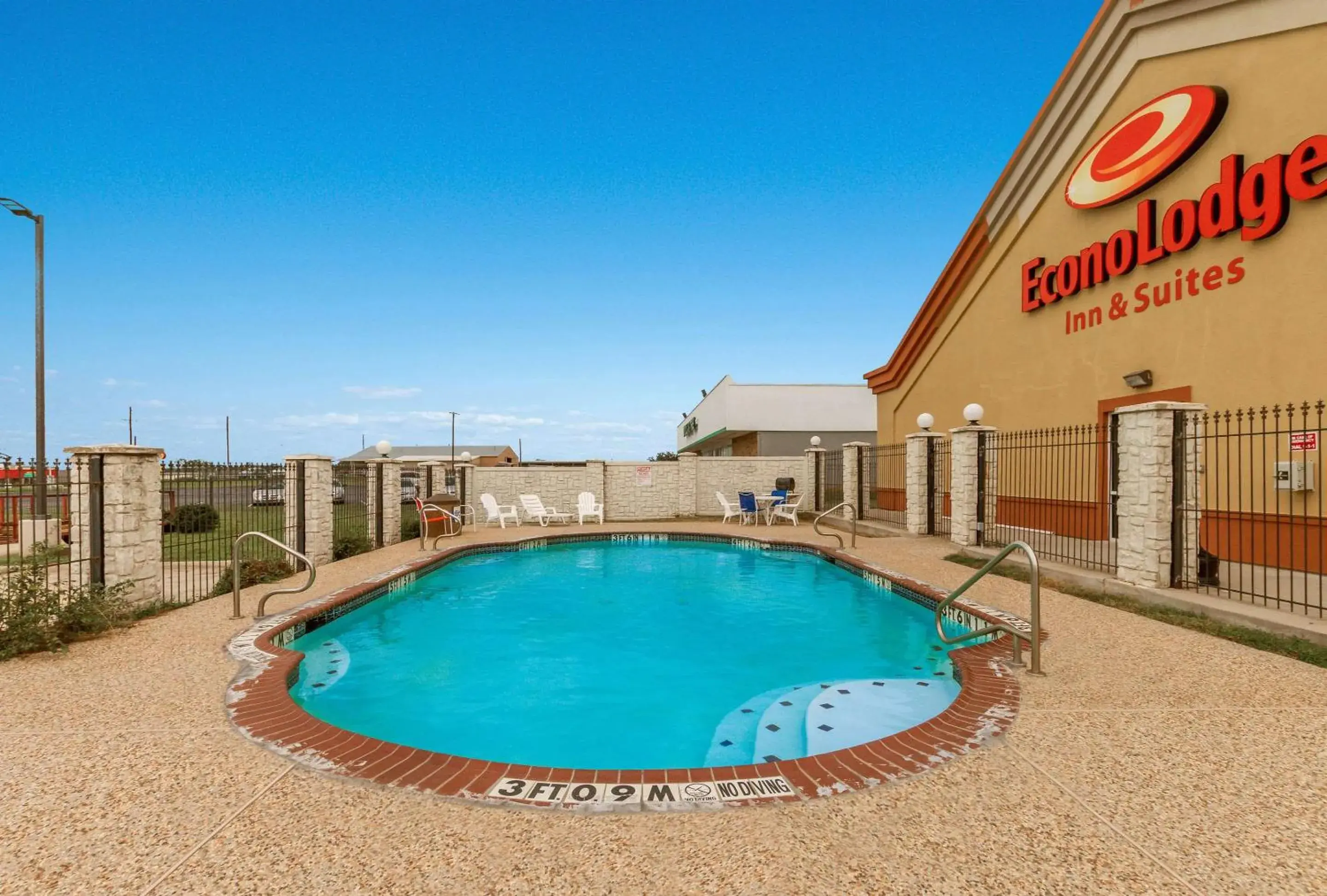 On site, Swimming Pool in Econo Lodge Inn & Suites