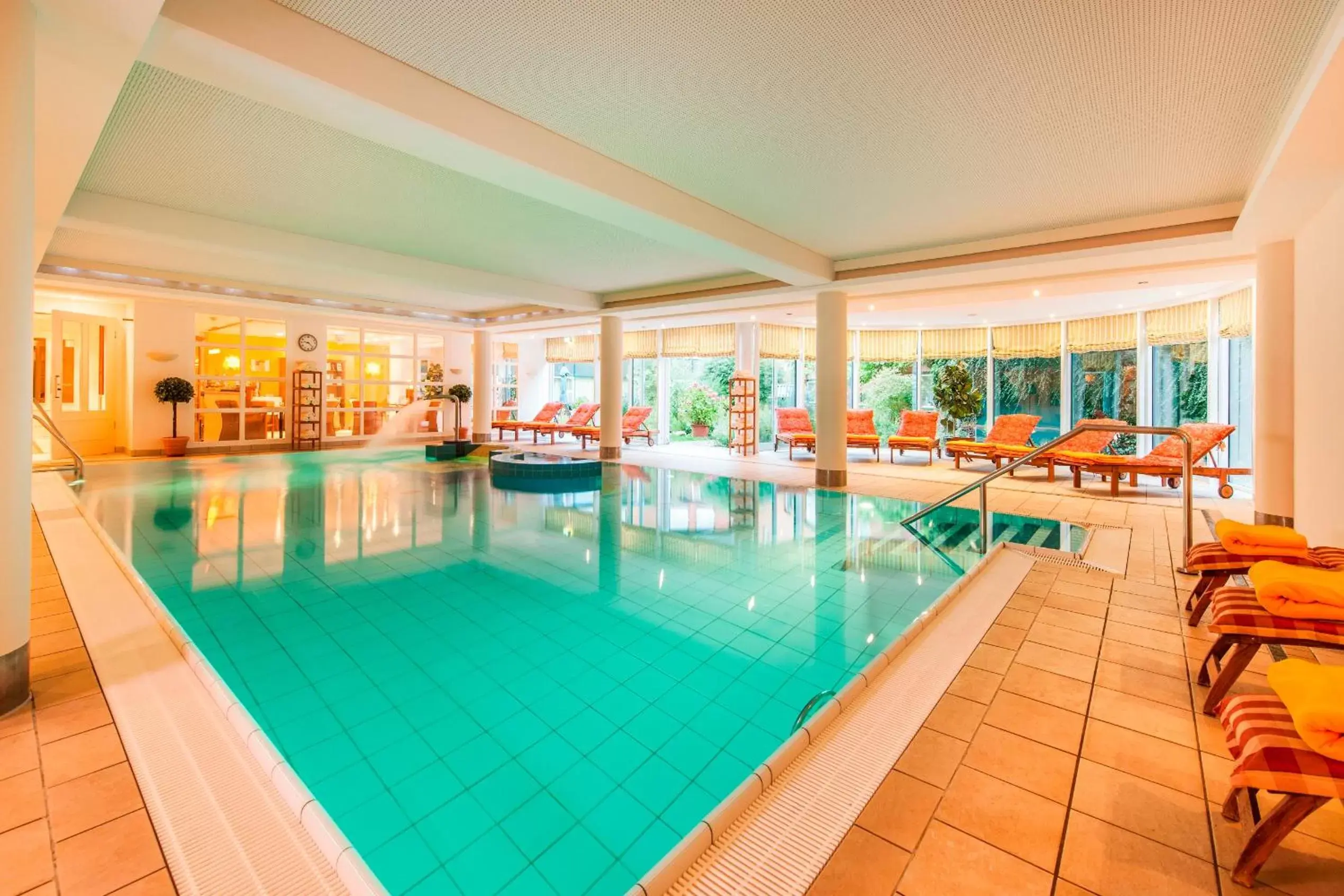 Spa and wellness centre/facilities, Swimming Pool in Hotel Birke, Ringhotel Kiel