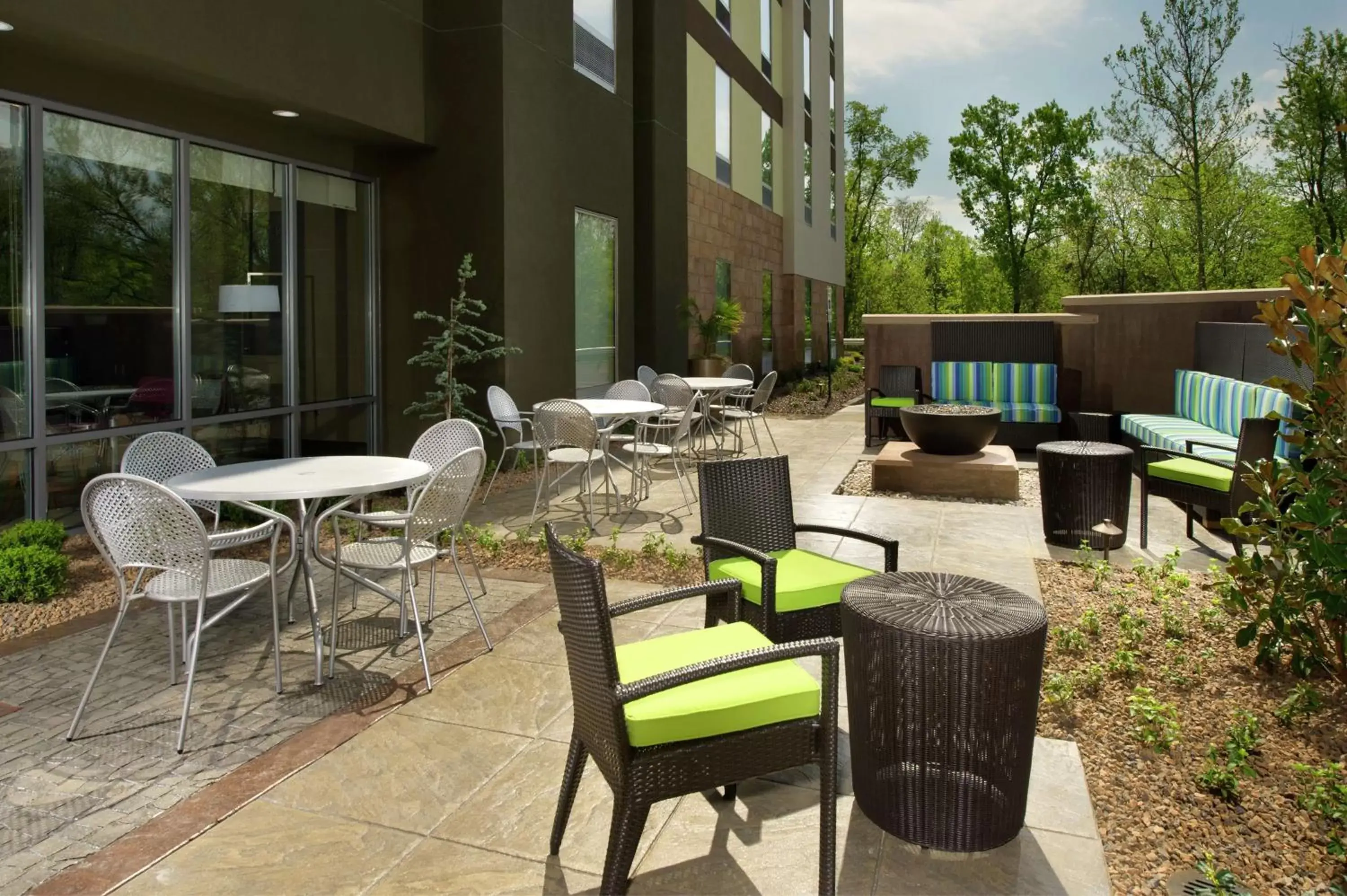 Patio in Home2 Suites by Hilton Louisville East Hurstbourne