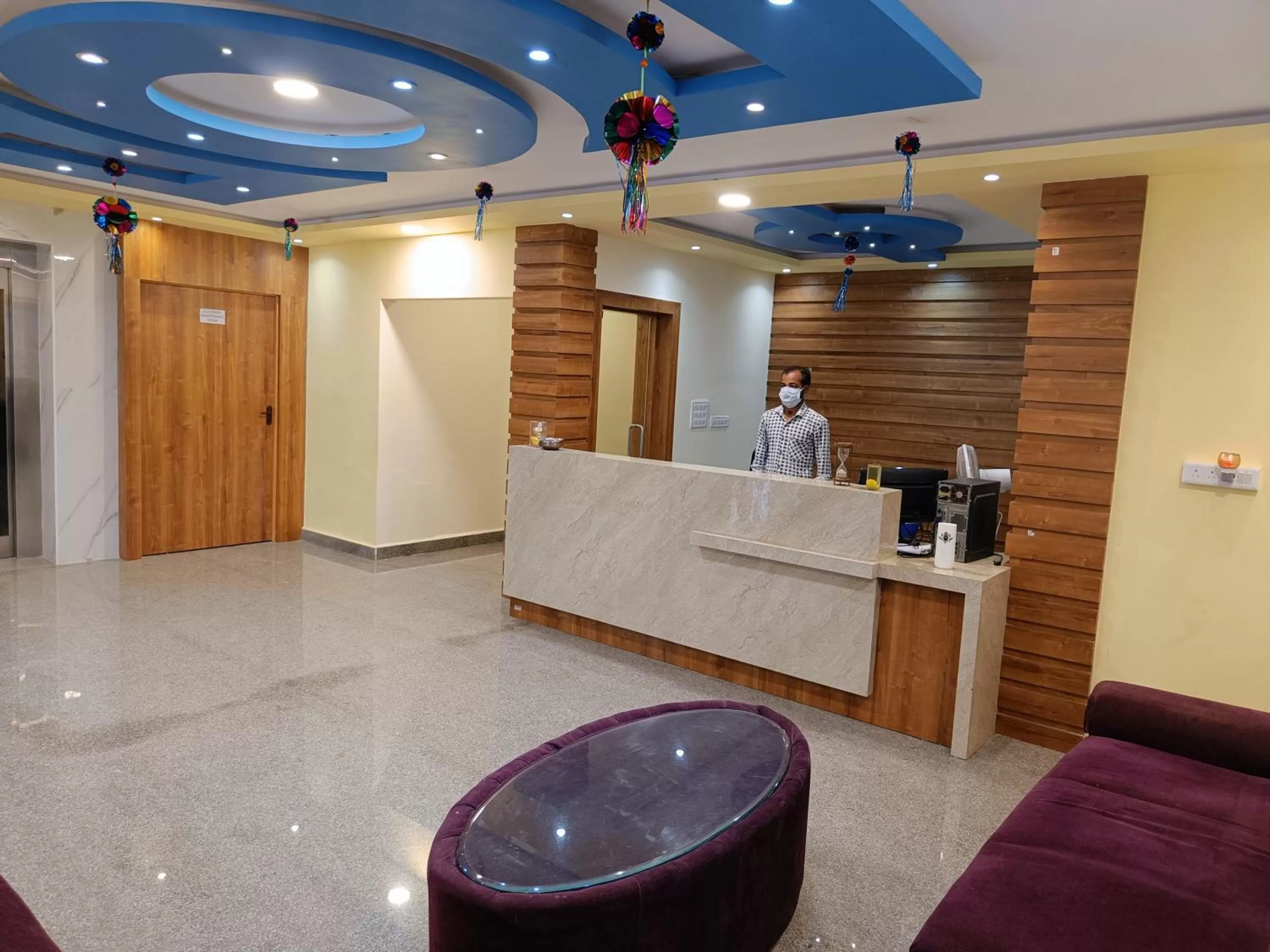 Lobby or reception in The Dolphin Park Hotel, Virugambakkam